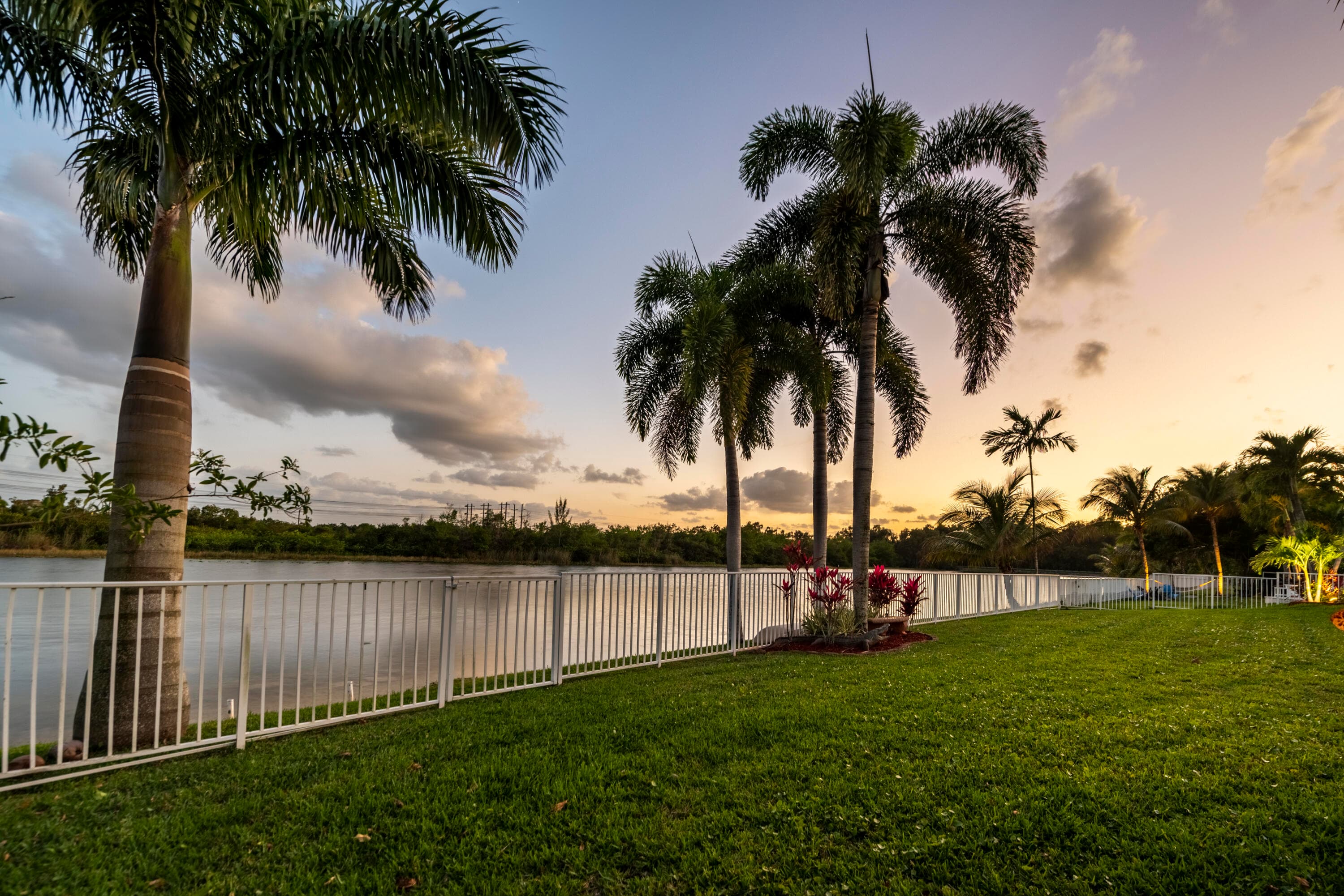 16446 Erie Place, Davie, FL 33331 — photo 5 of 51