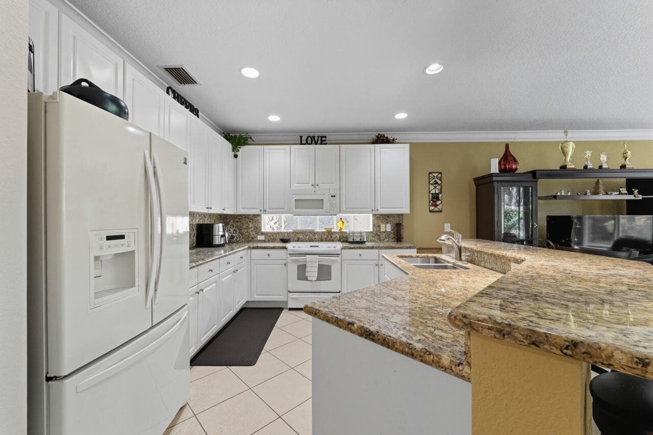 8492 Breezy Oak Way, Boynton Beach, FL 33473 — photo 7 of 66