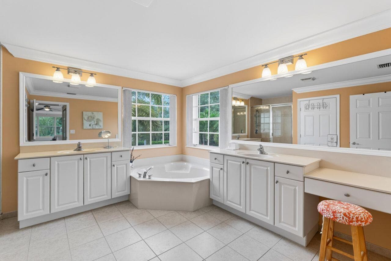8492 Breezy Oak Way, Boynton Beach, FL 33473 — photo 33 of 66