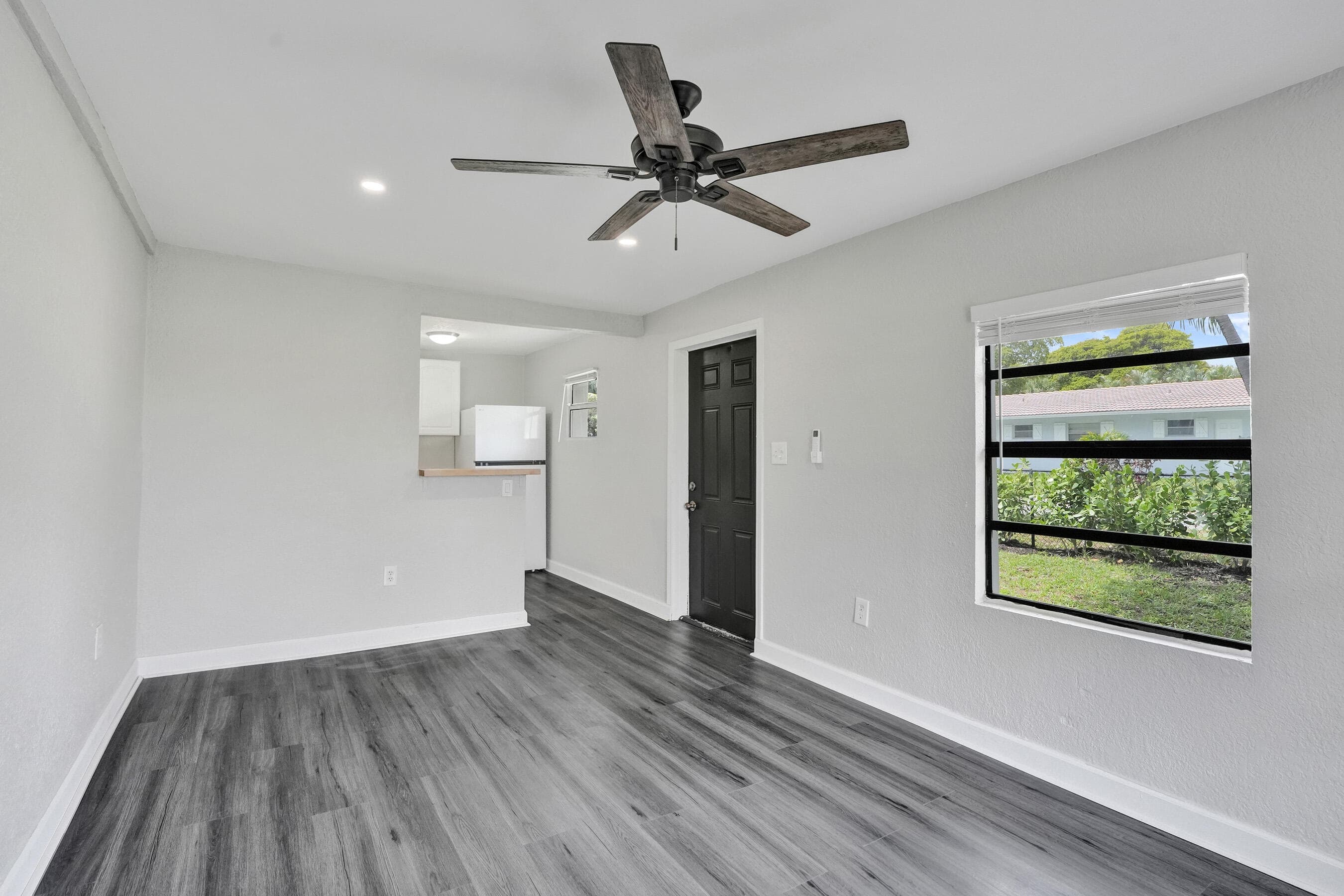234 NE 14th Avenue #1, Pompano Beach, FL 33060 — photo 8 of 31