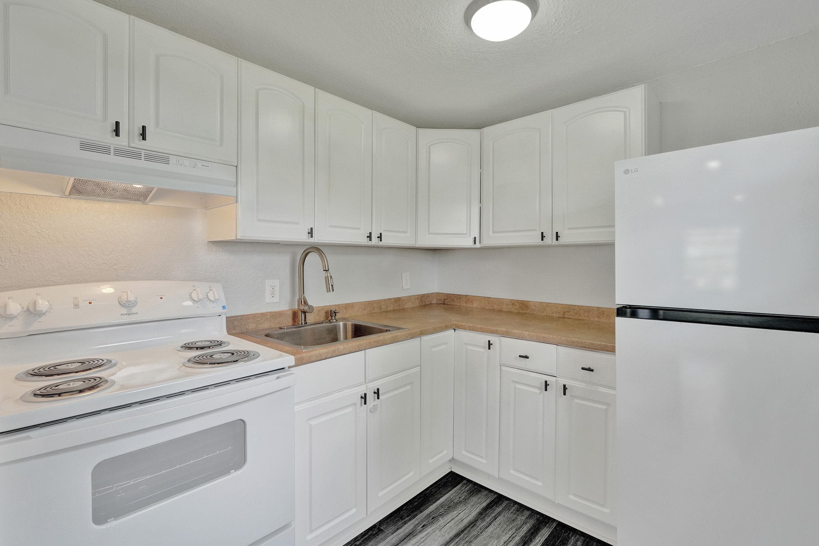 234 NE 14th Avenue #1, Pompano Beach, FL 33060 — photo 11 of 31