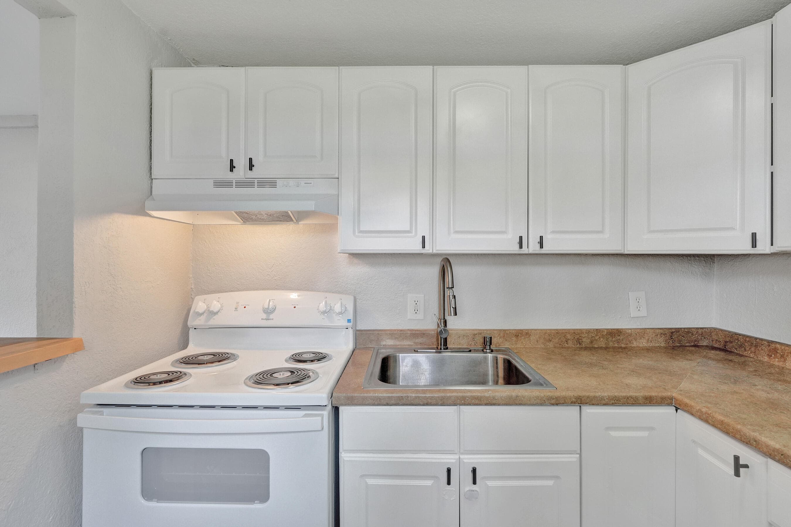 234 NE 14th Avenue #1, Pompano Beach, FL 33060 — photo 12 of 31