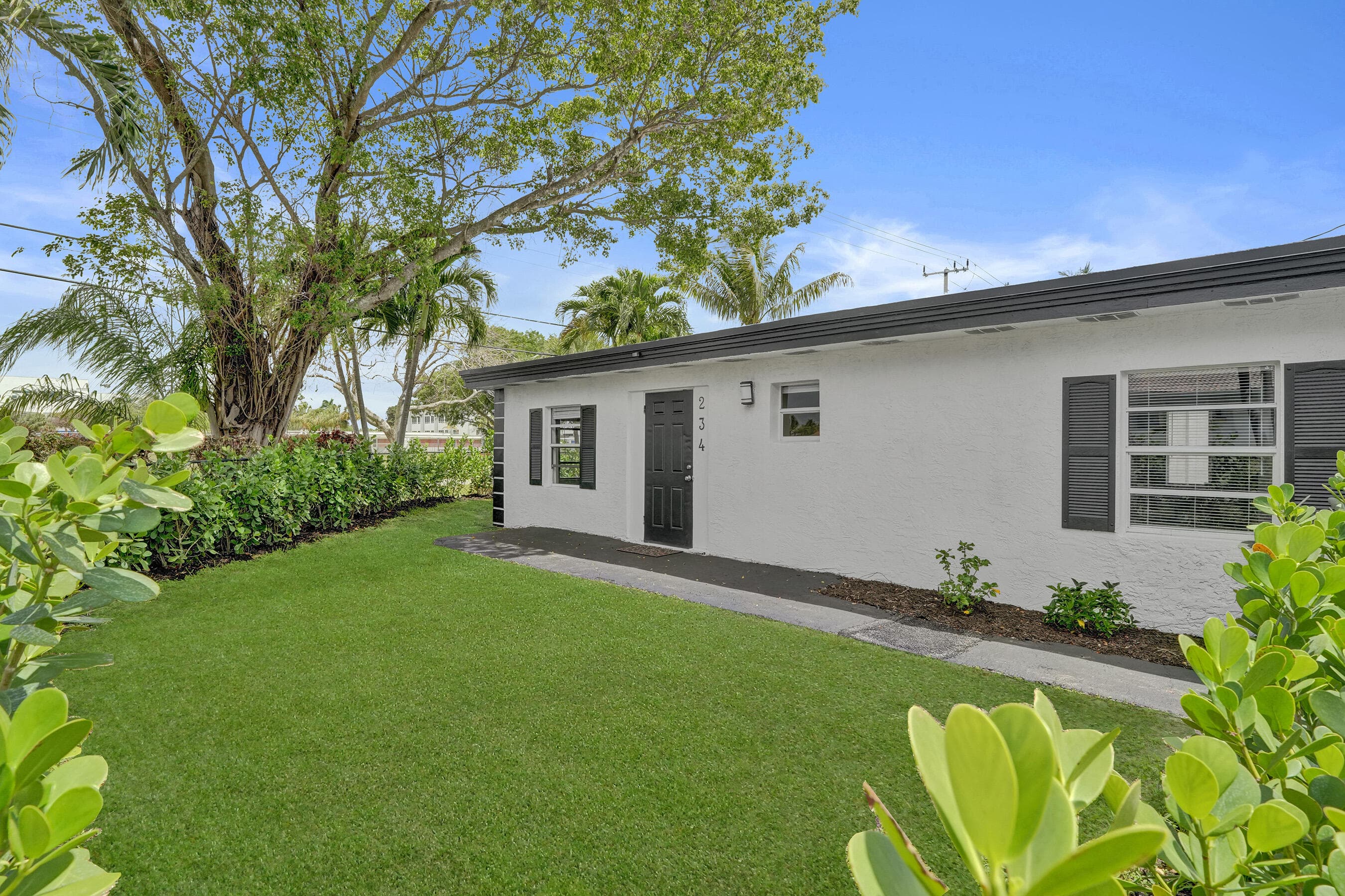 234 NE 14th Avenue #1, Pompano Beach, FL 33060 — photo 3 of 31