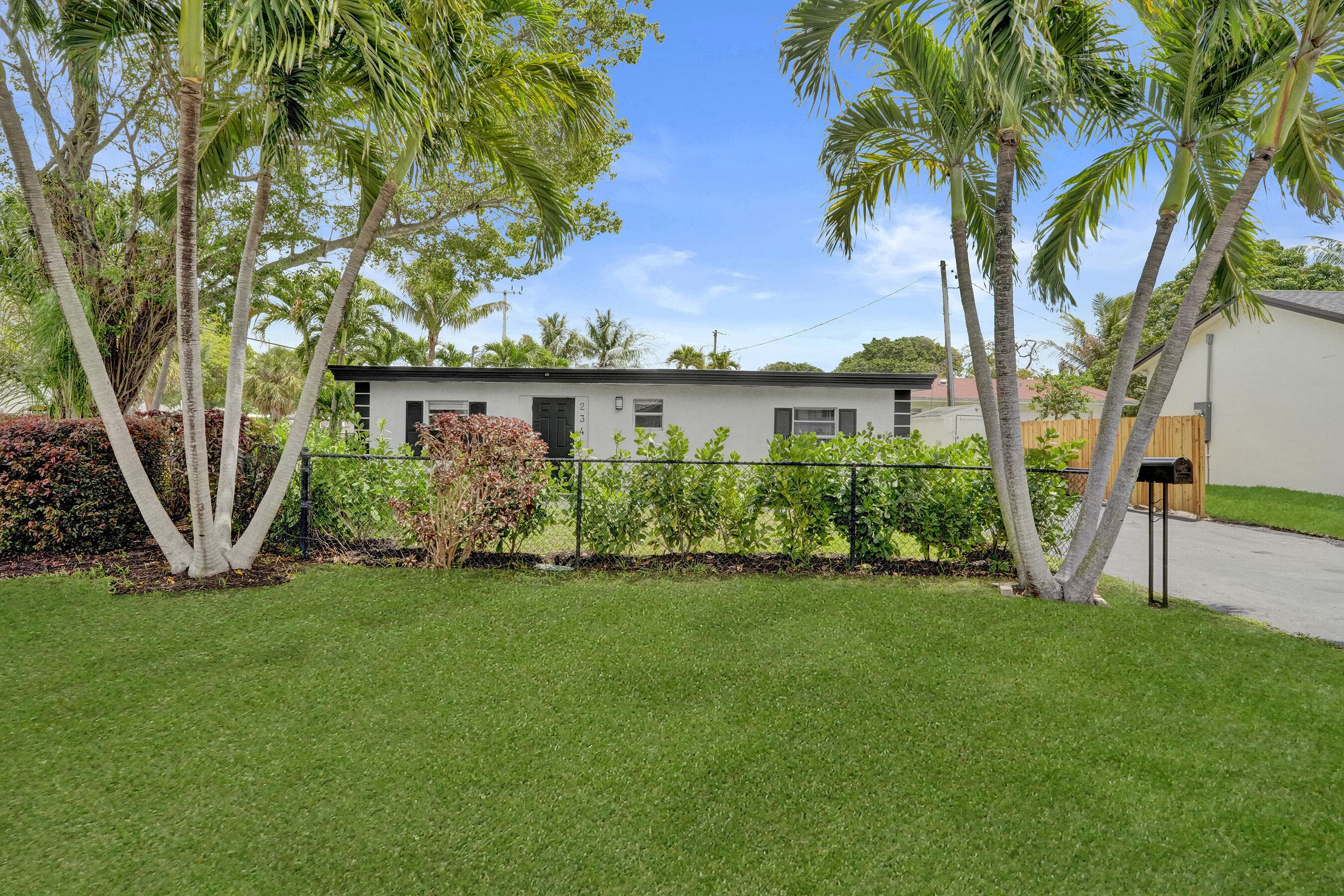 234 NE 14th Avenue #1, Pompano Beach, FL 33060 — photo 30 of 31