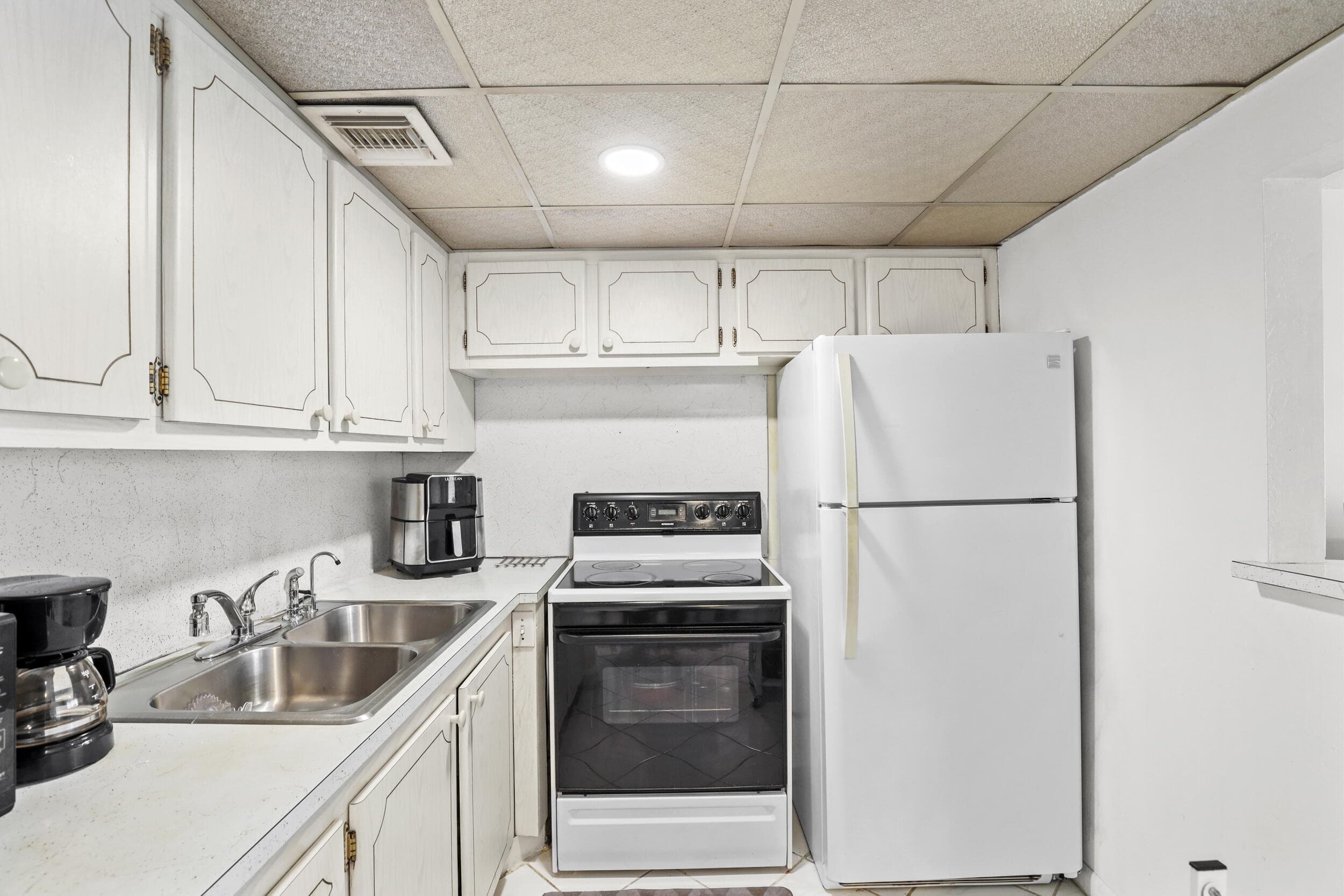 215 Sheffield I, West Palm Beach, FL 33417 — photo 8 of 26