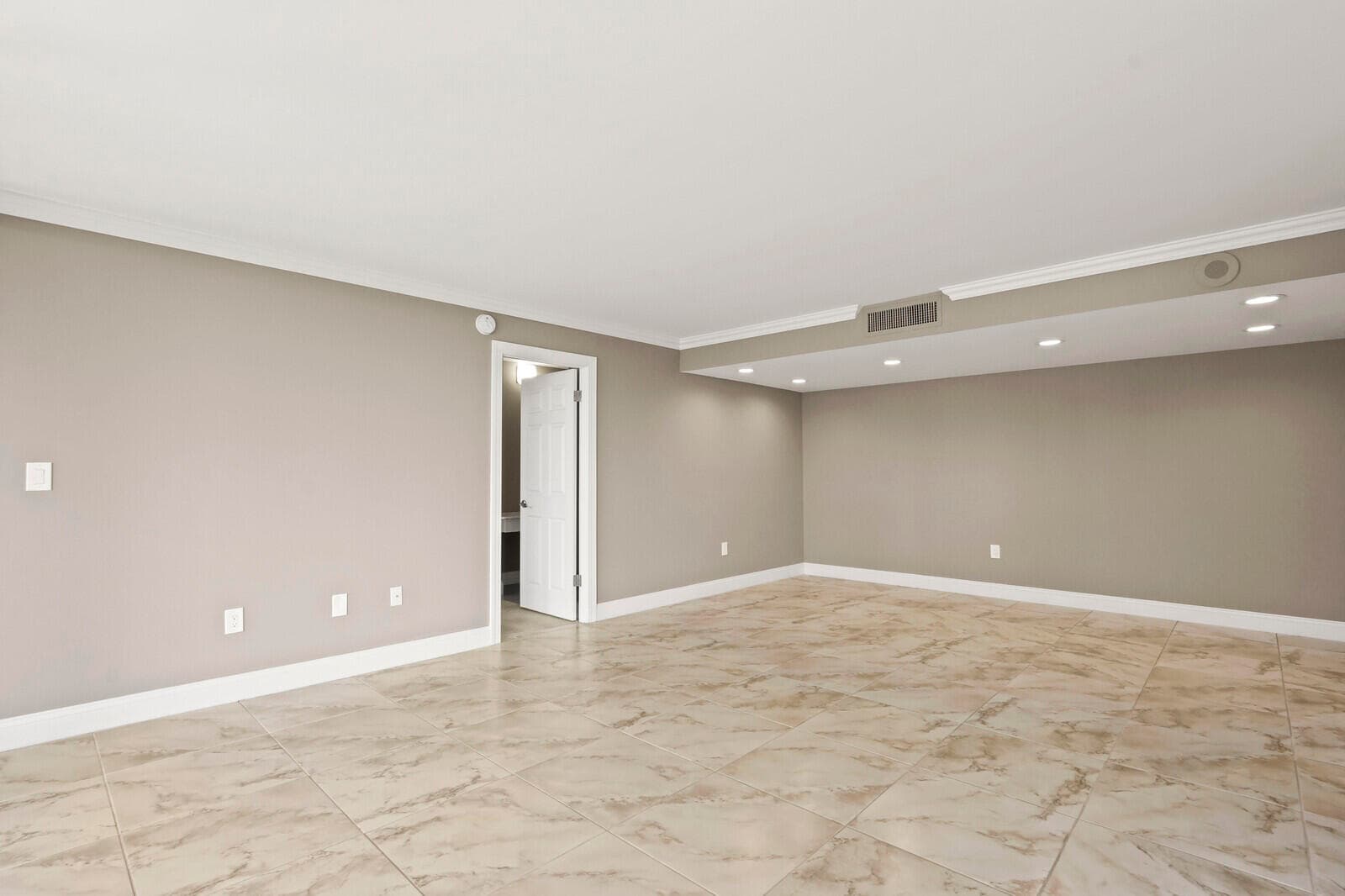 4200 N Ocean 1-203, Singer Island, FL 33404 — photo 7 of 34
