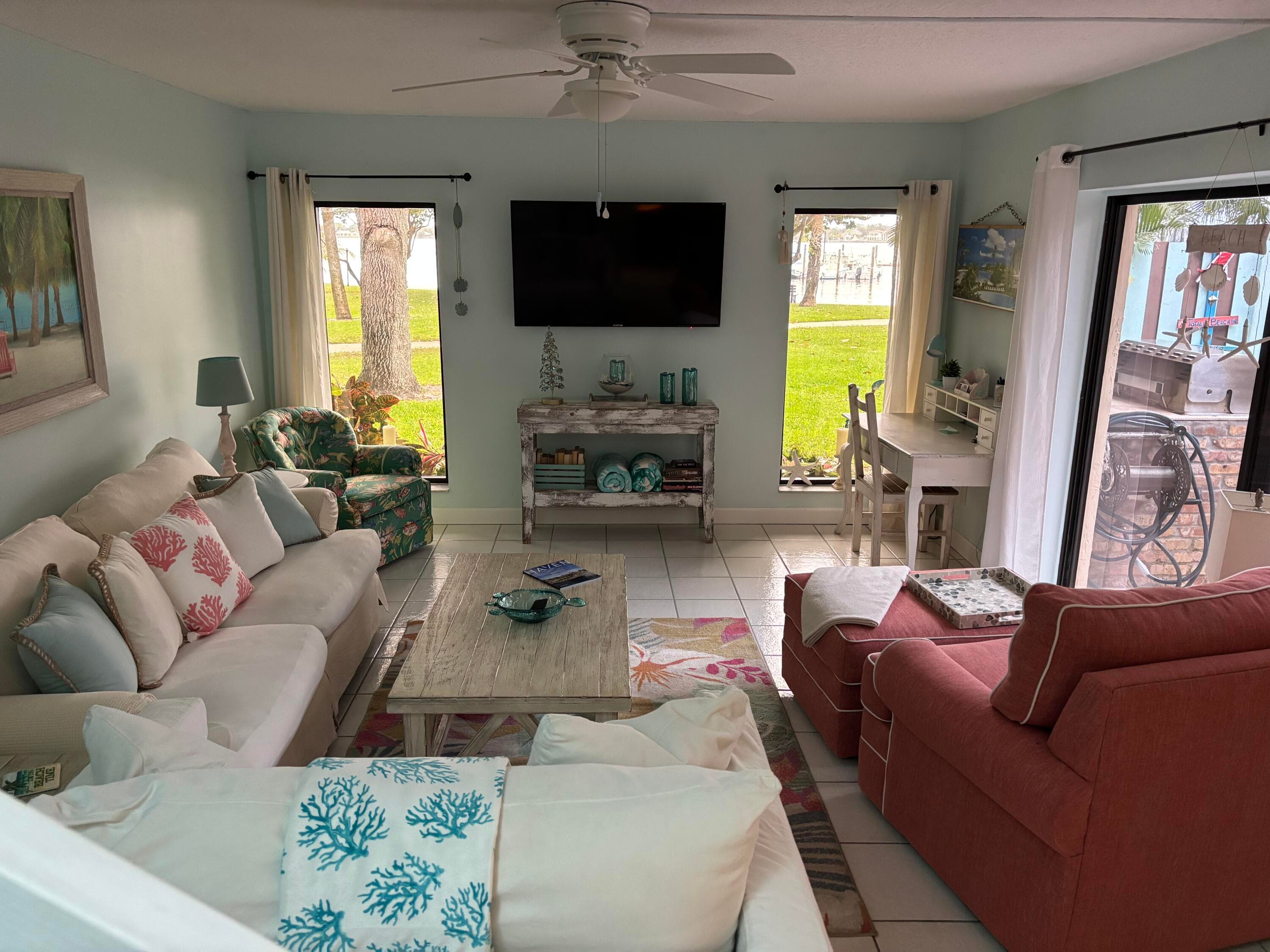 825 Center Street 21b, Jupiter, FL 33458 — photo 3 of 42
