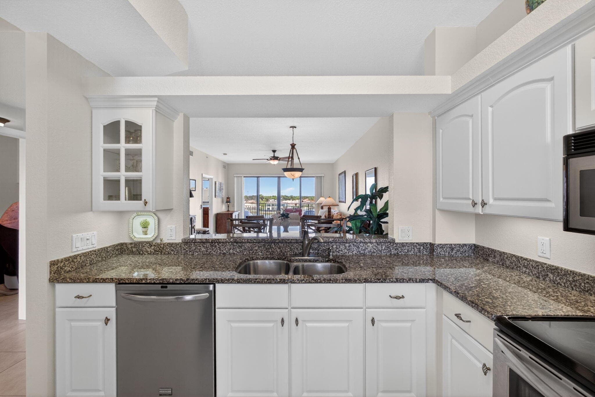 370 Golfview Road 503, North Palm Beach, FL 33408 — photo 17 of 67