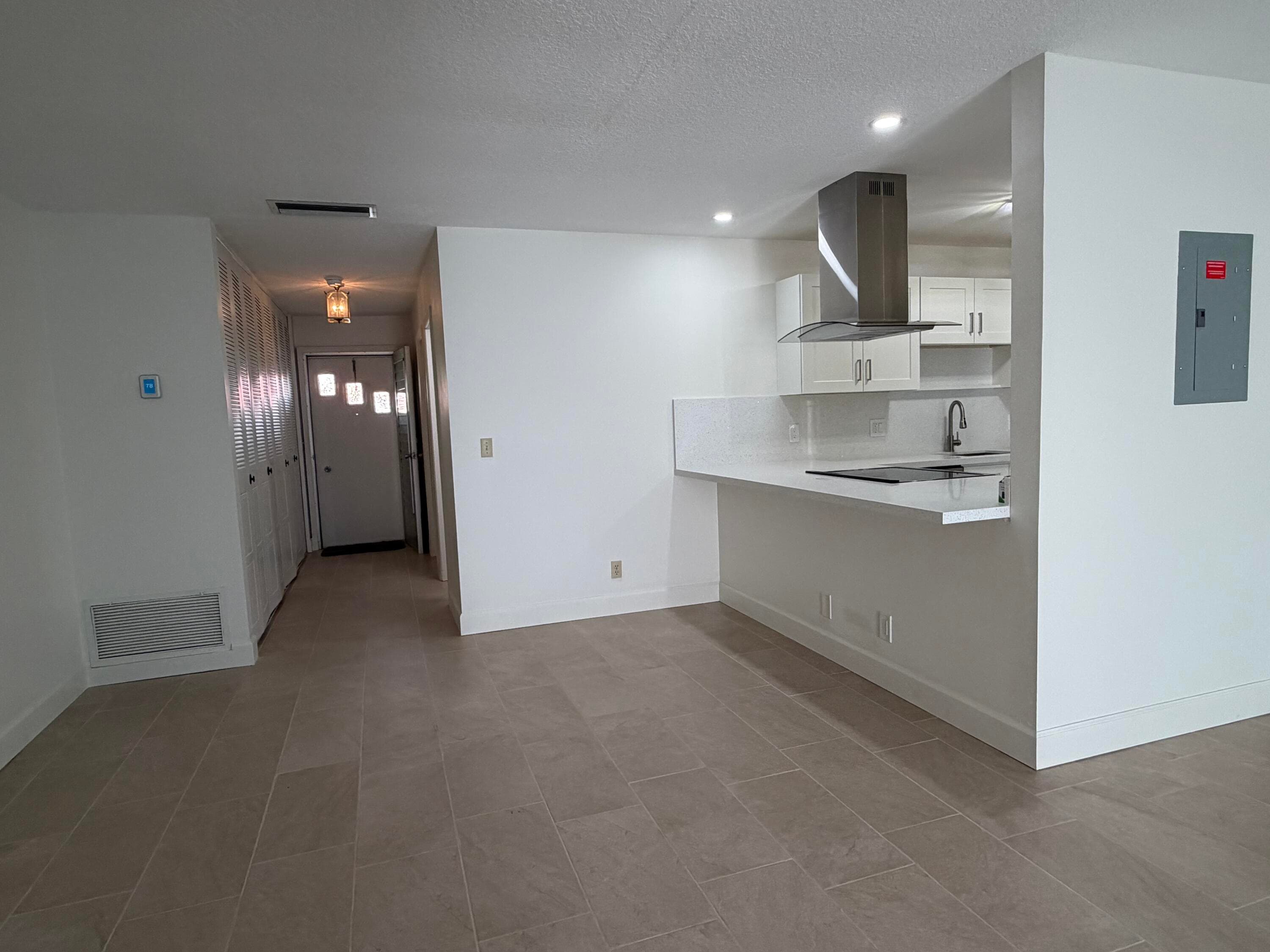 5800 Fernley Drive W 3, West Palm Beach, FL 33415 — photo 7 of 21