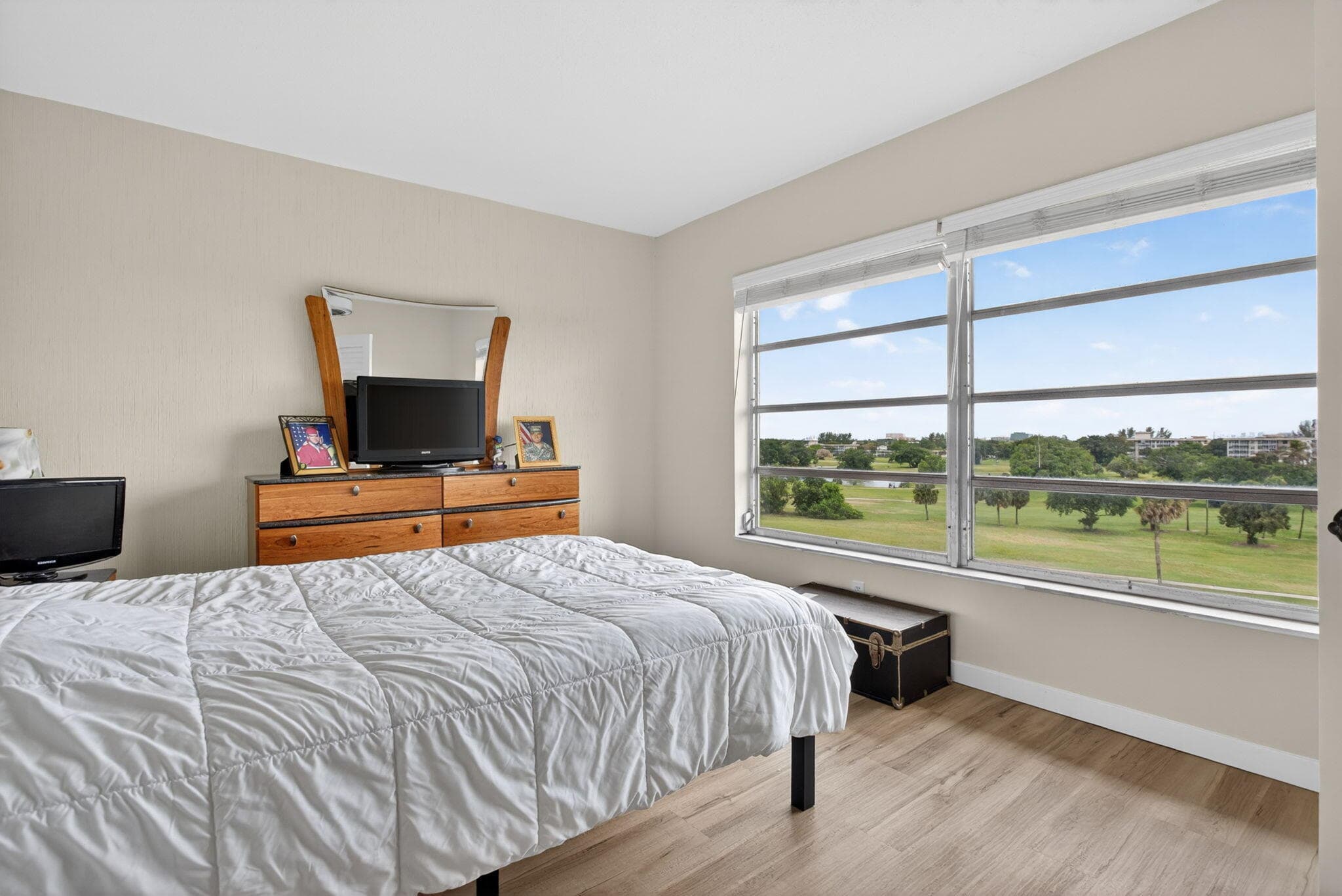 2950 N Palm Aire Drive 606, Pompano Beach, FL 33069 — photo 9 of 21