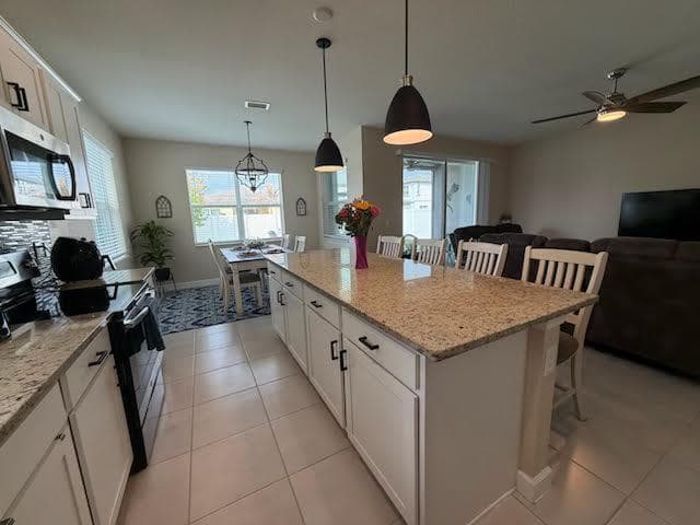 7986 NW Greenbank Circle, Port St. Lucie, FL 34987 — photo 10 of 33