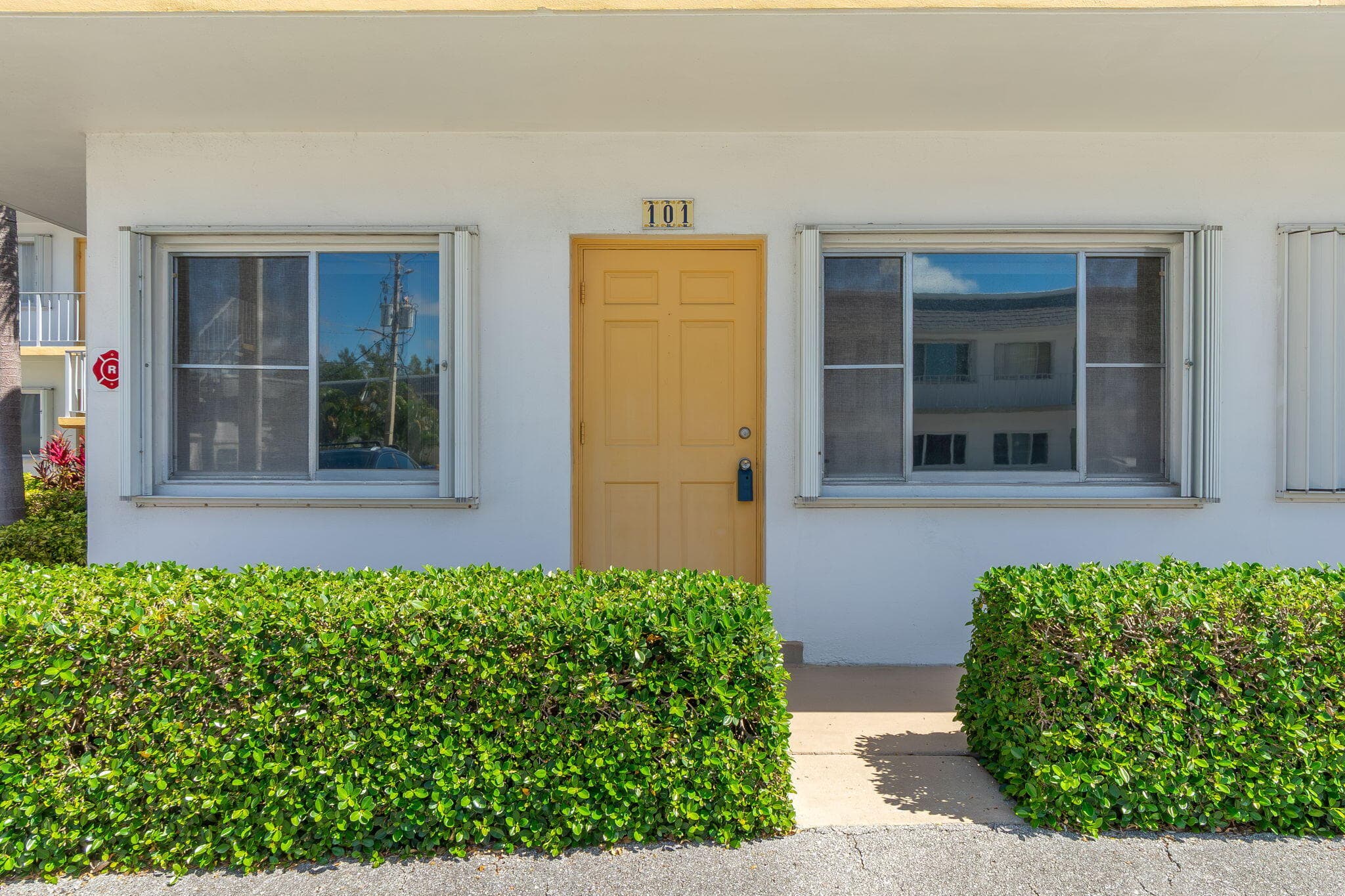 2840 Cynthia Lane 101, Lake Worth Beach, FL 33461 — photo 2 of 43