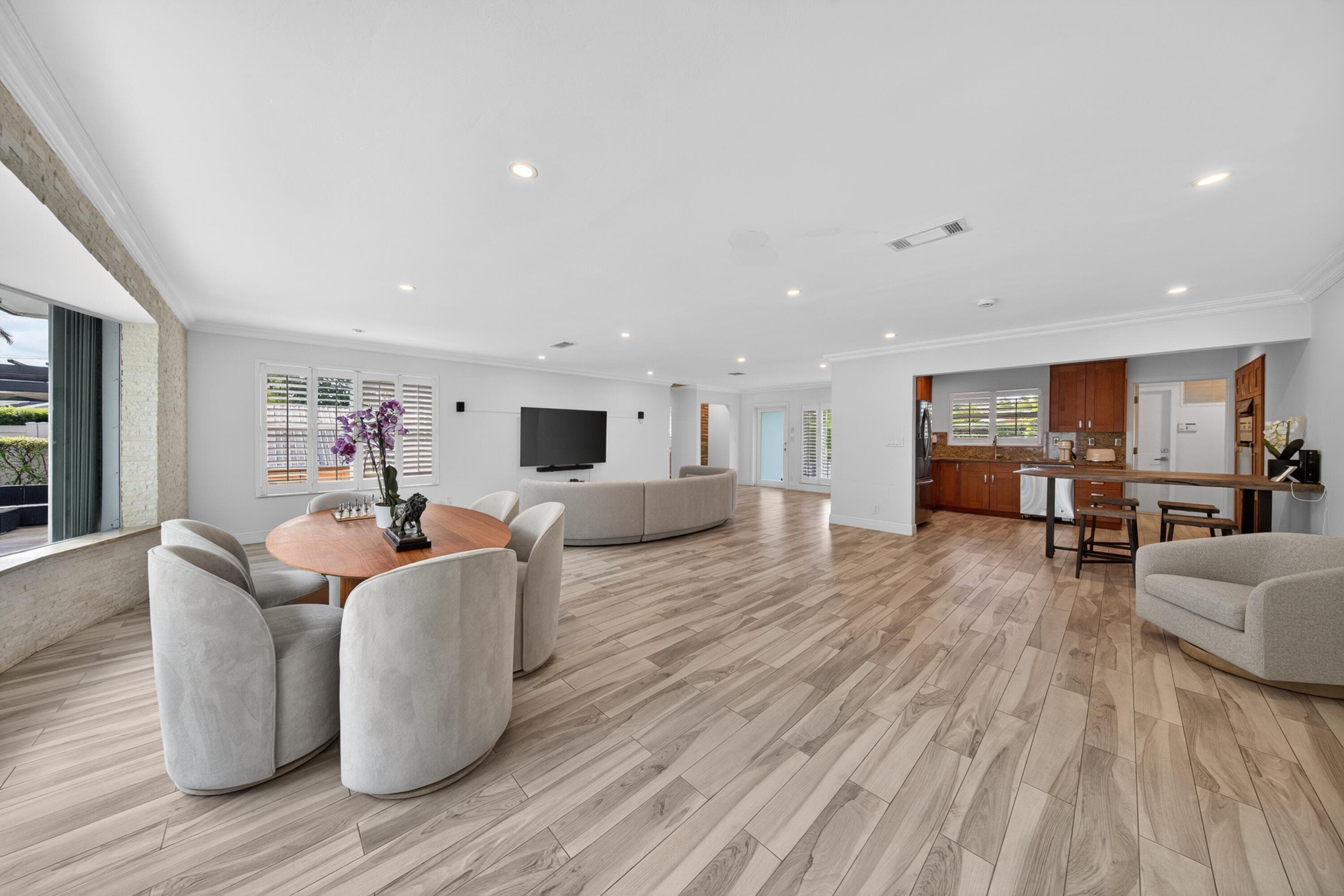 850 W Camino Real, Boca Raton, FL 33486 — photo 16 of 53