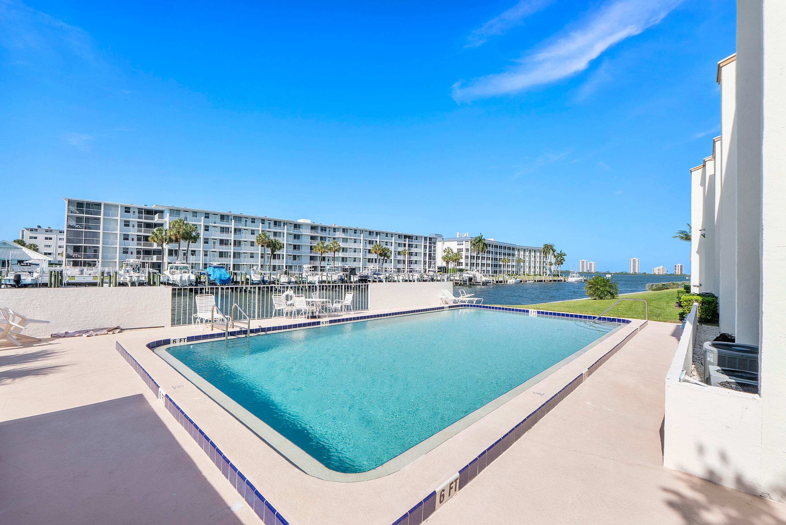 125 Shore Court 304a, North Palm Beach, FL 33408 — photo 11 of 13