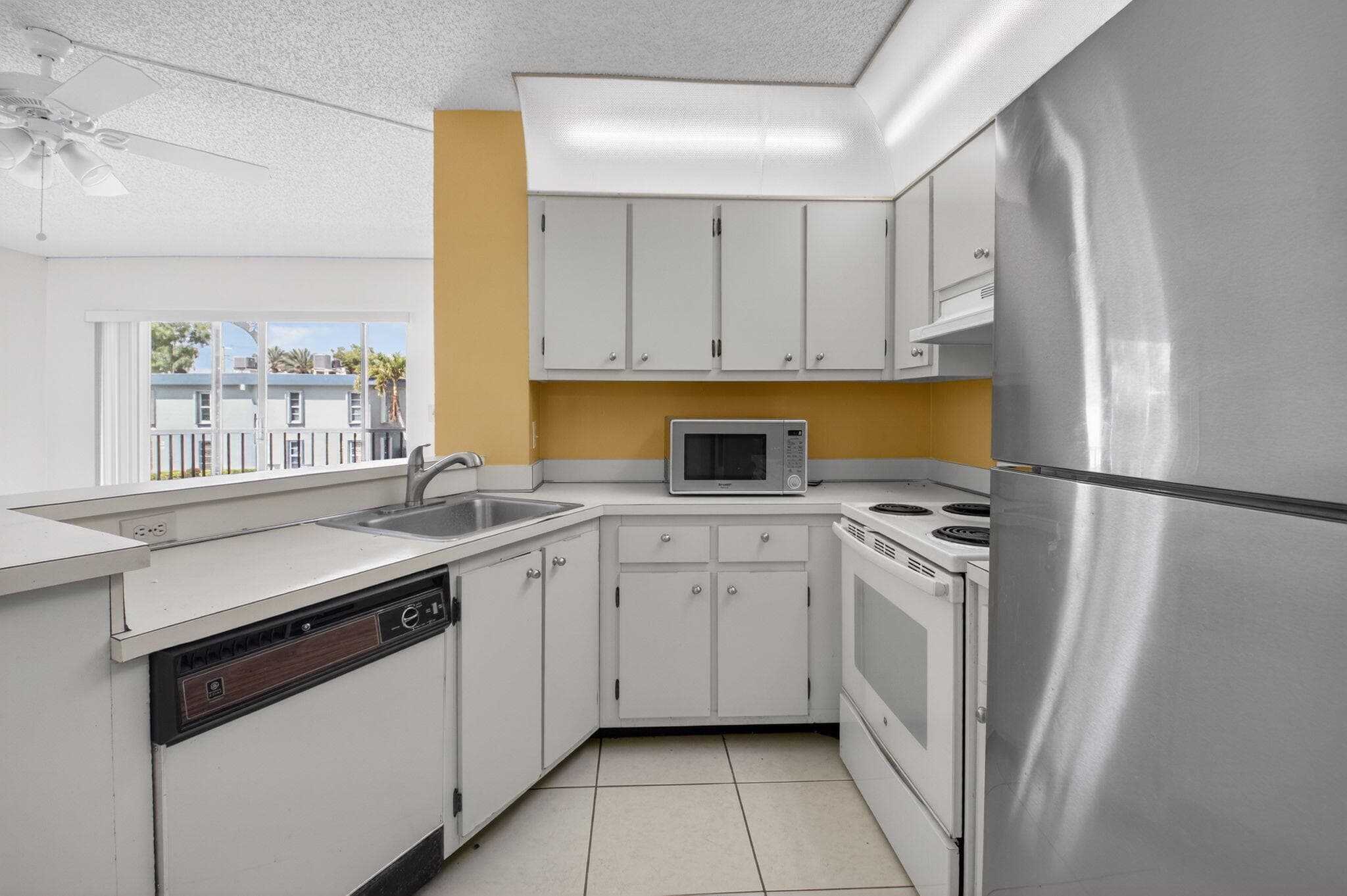 7535 S Oriole Boulevard 206, Delray Beach, FL 33446 — photo 13 of 31