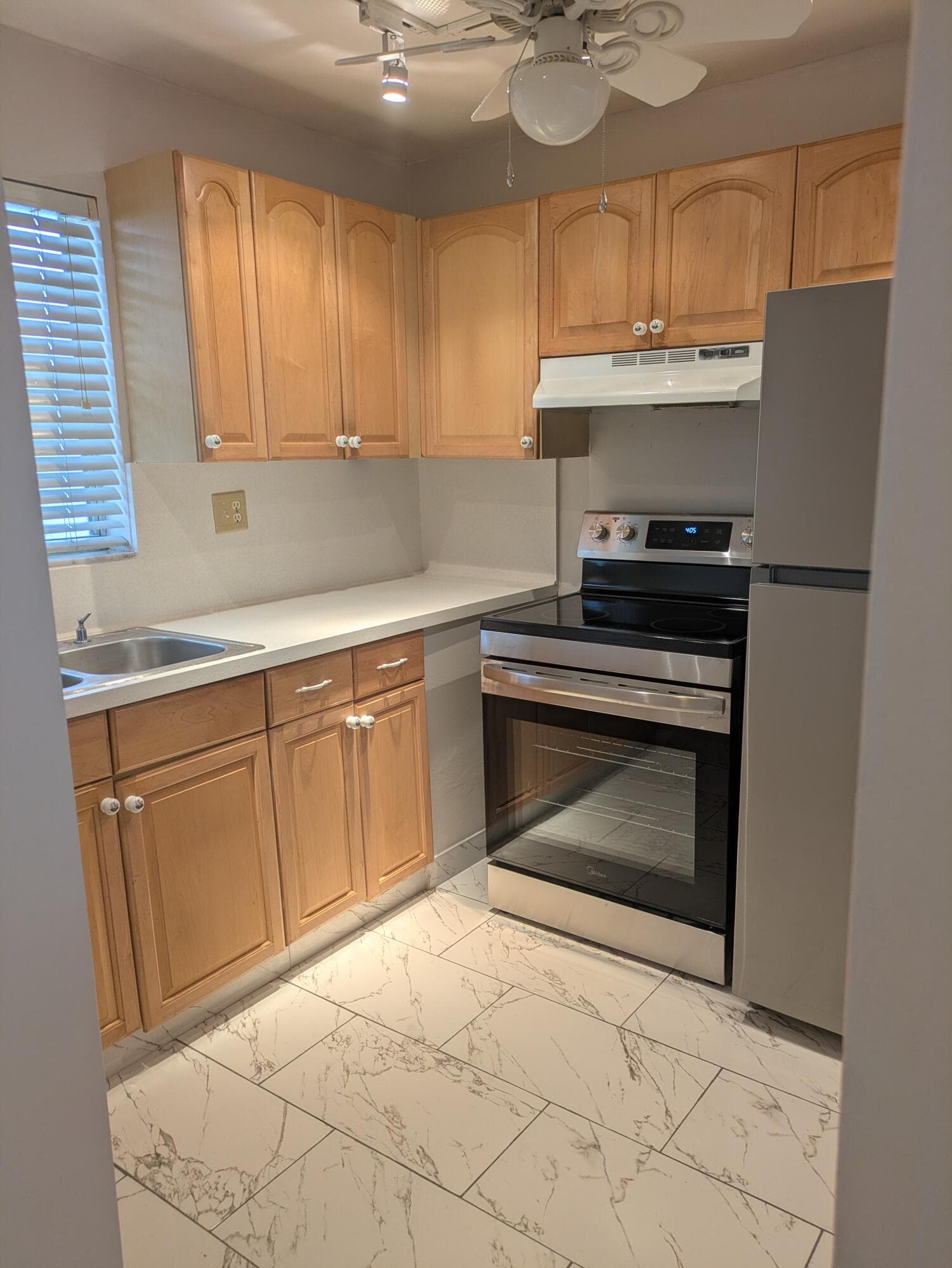 6507 Winfield Boulevard 128-c, Margate, FL 33063 — photo 1 of 20