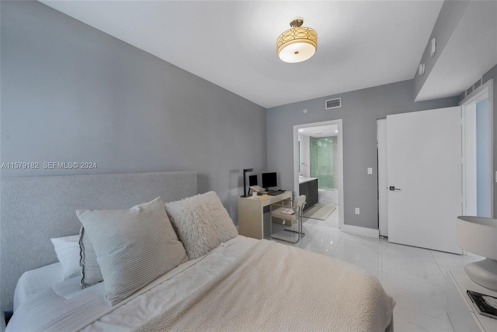 488 NE 18th Street 1801, Miami, FL 33132 — photo 19 of 30