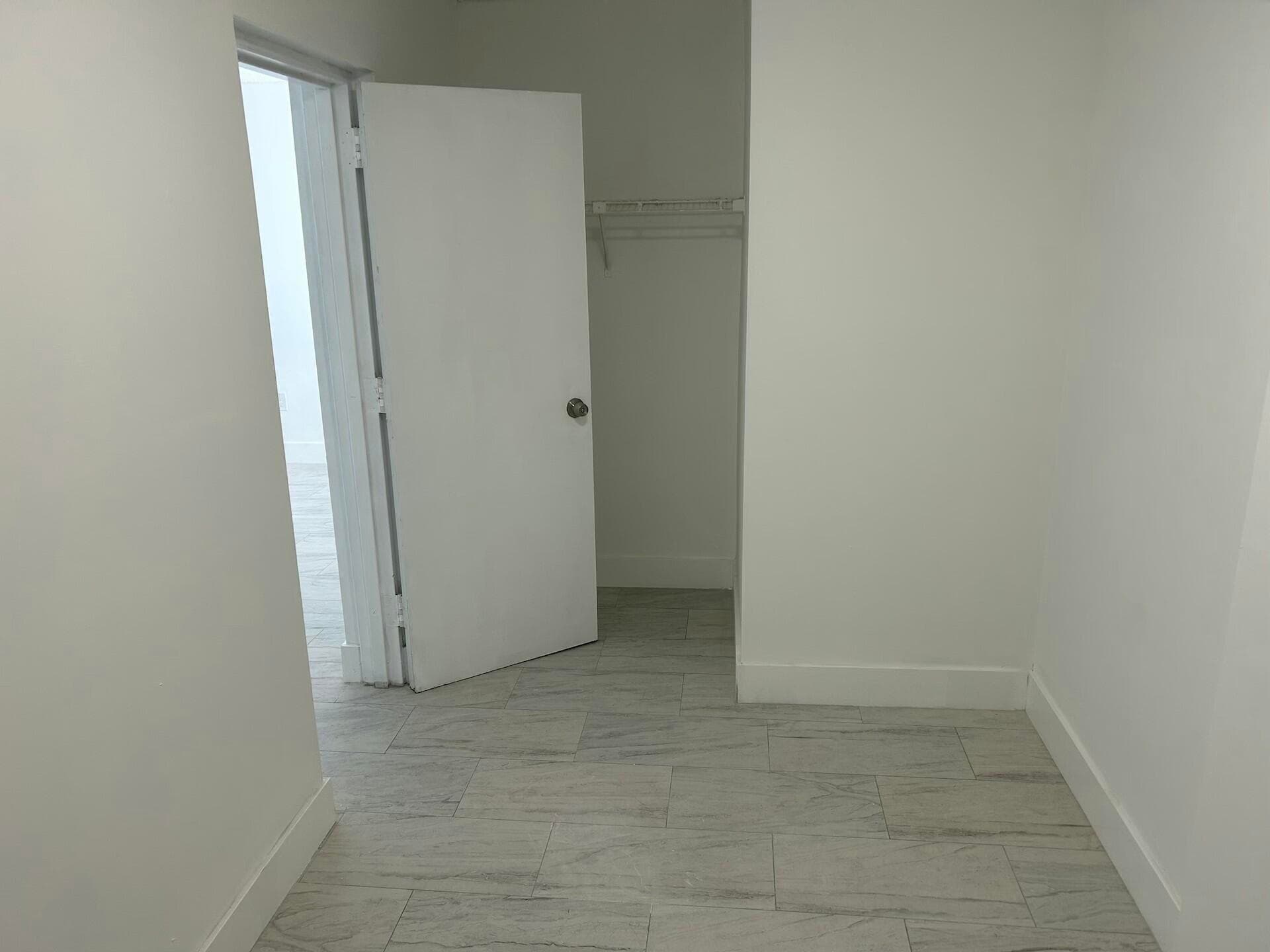 701 N Pine Island Road 304, Plantation, FL 33324 — photo 23 of 77