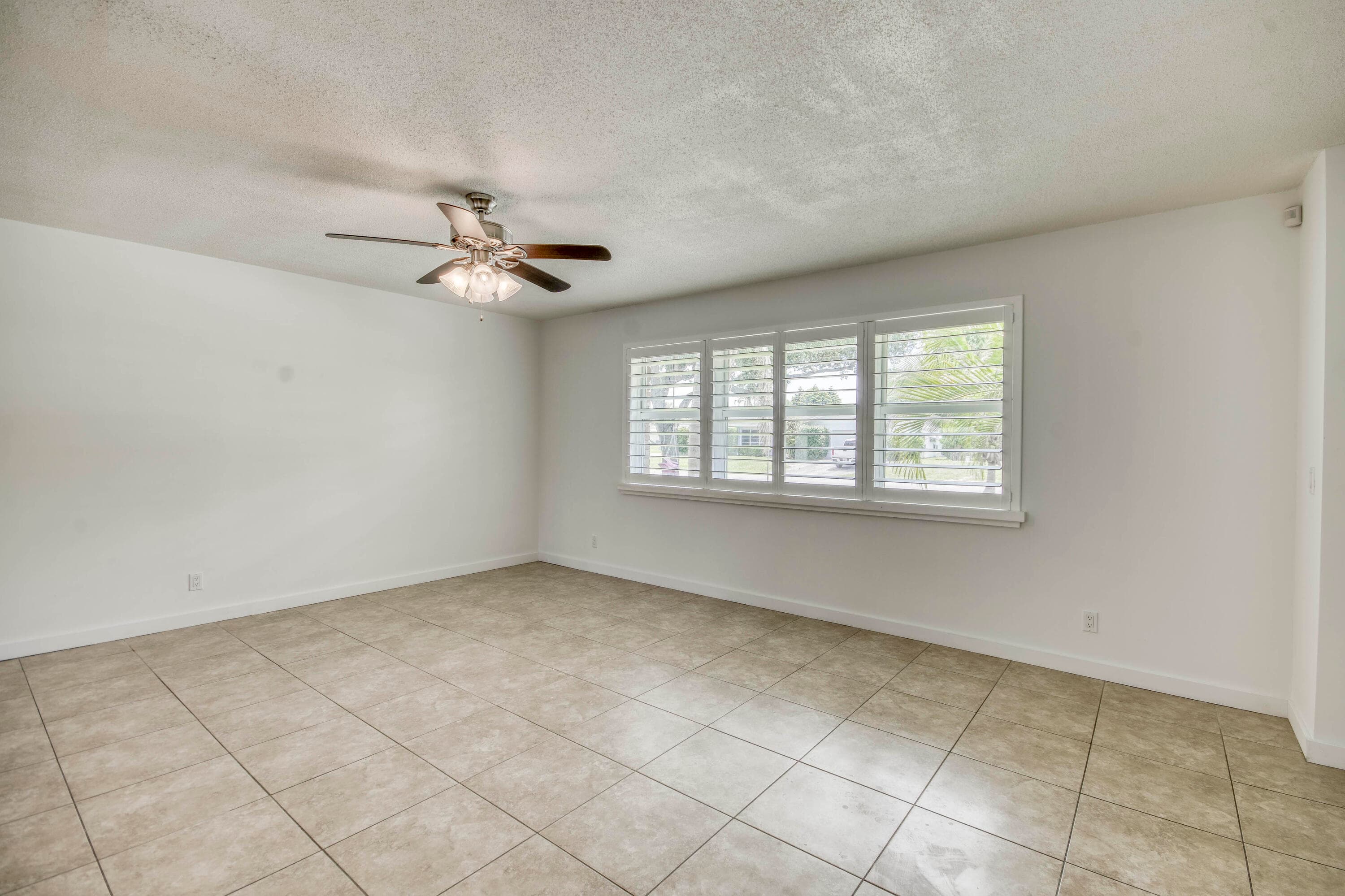 4359 Daffodil Circle N, Palm Beach Gardens, FL 33410 — photo 4 of 38