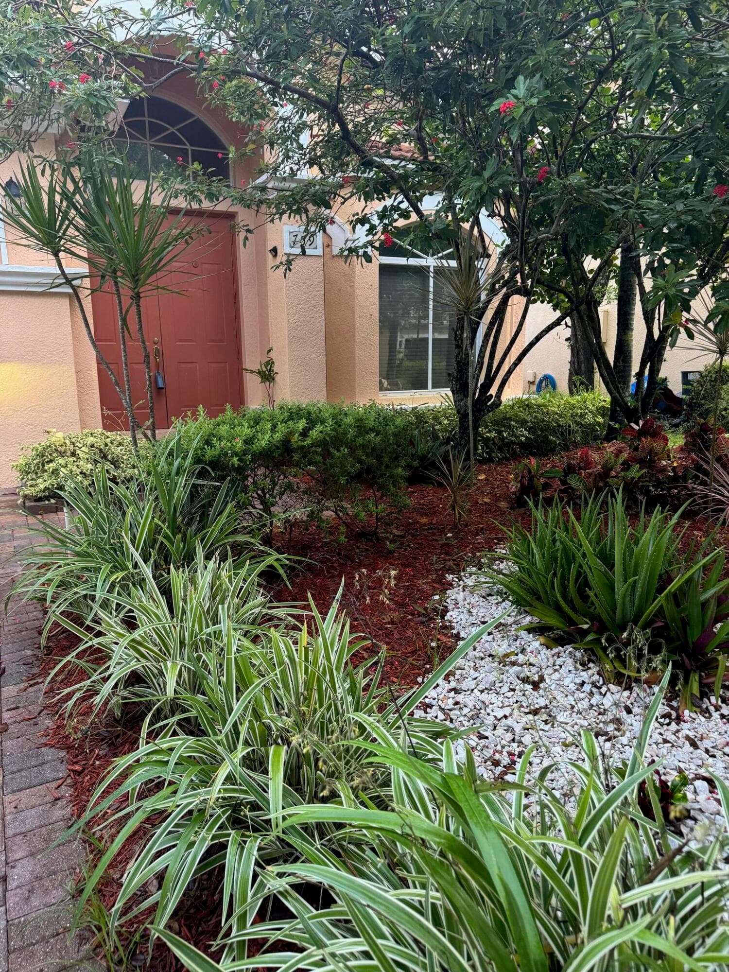 759 Gazetta Way, West Palm Beach, FL 33413 — photo 4 of 63