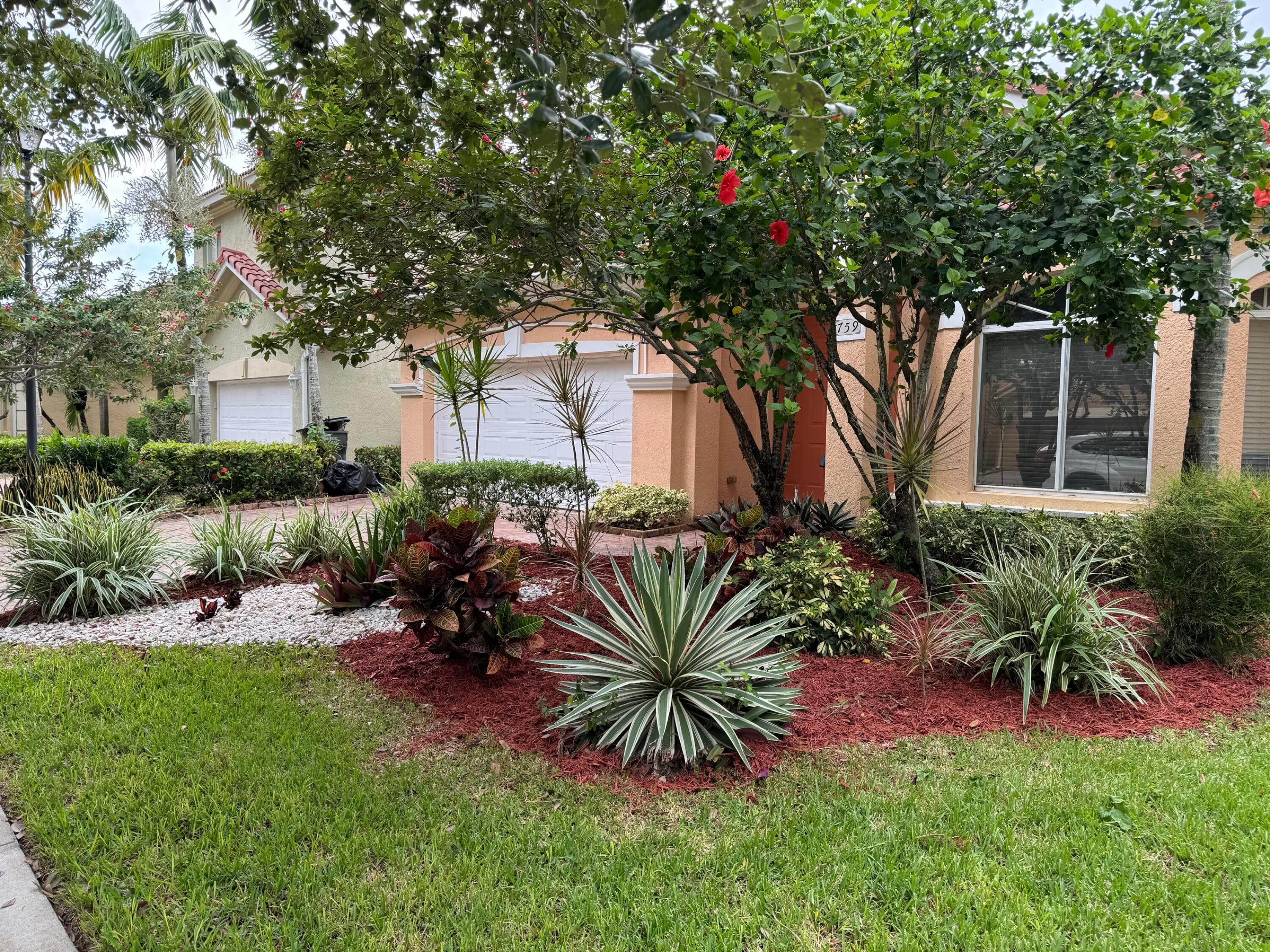 759 Gazetta Way, West Palm Beach, FL 33413 — photo 5 of 63