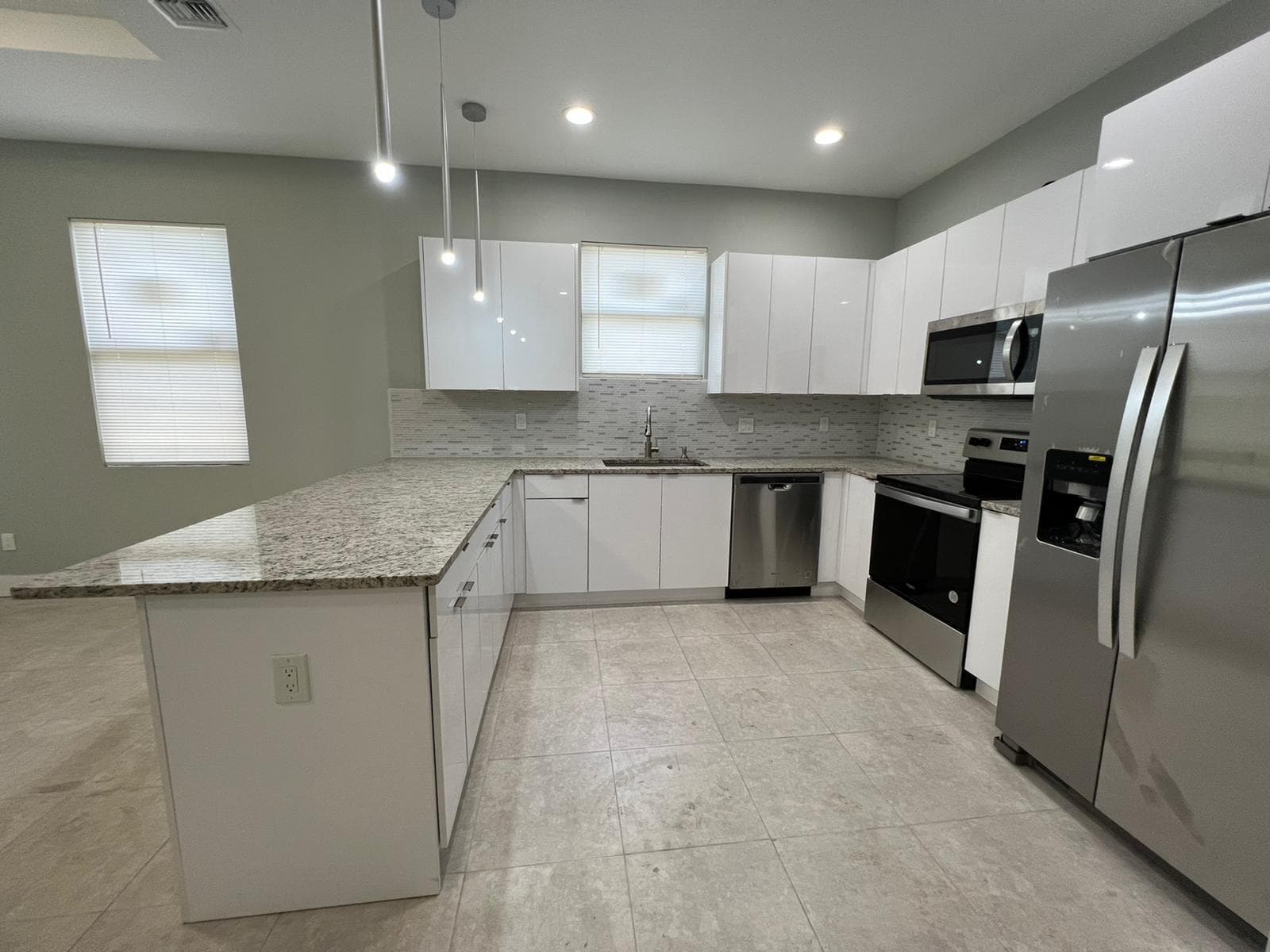 227 N E Street, Lake Worth Beach, FL 33460 — photo 4 of 29