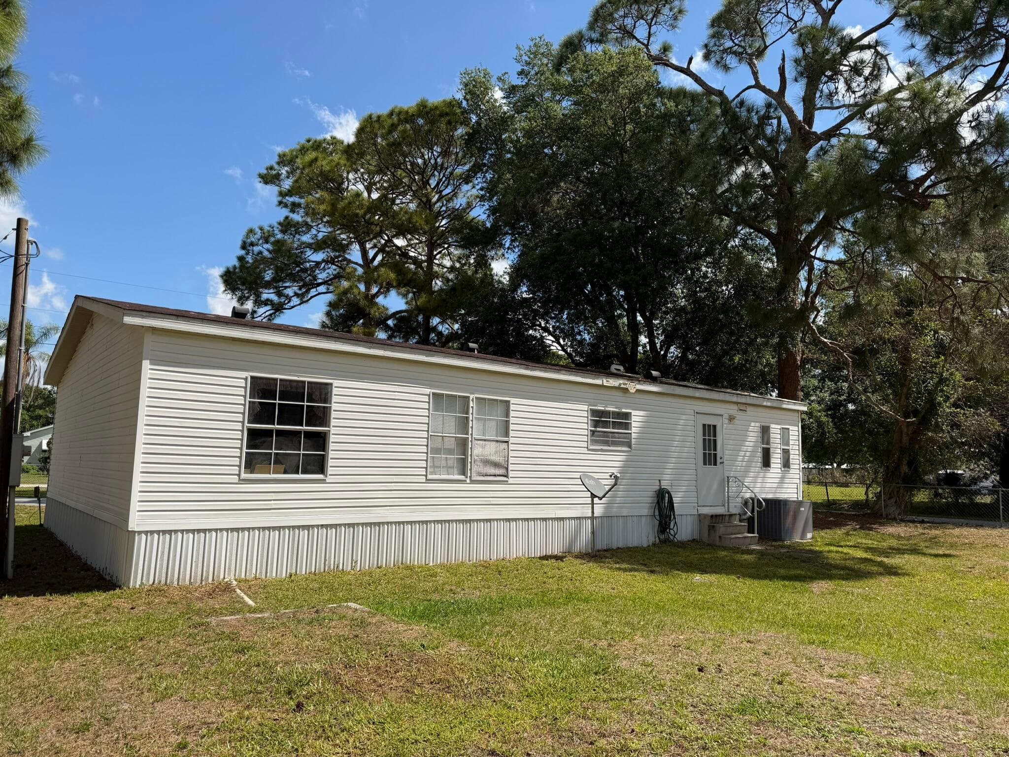 5924 NE 4th Lane, Okeechobee, FL 34974 — photo 8 of 25