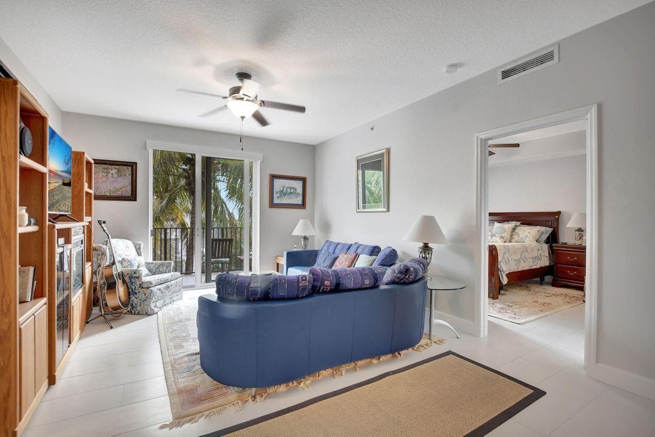250 NE 3rd Avenue 1408, Delray Beach, FL 33444 — photo 11 of 45