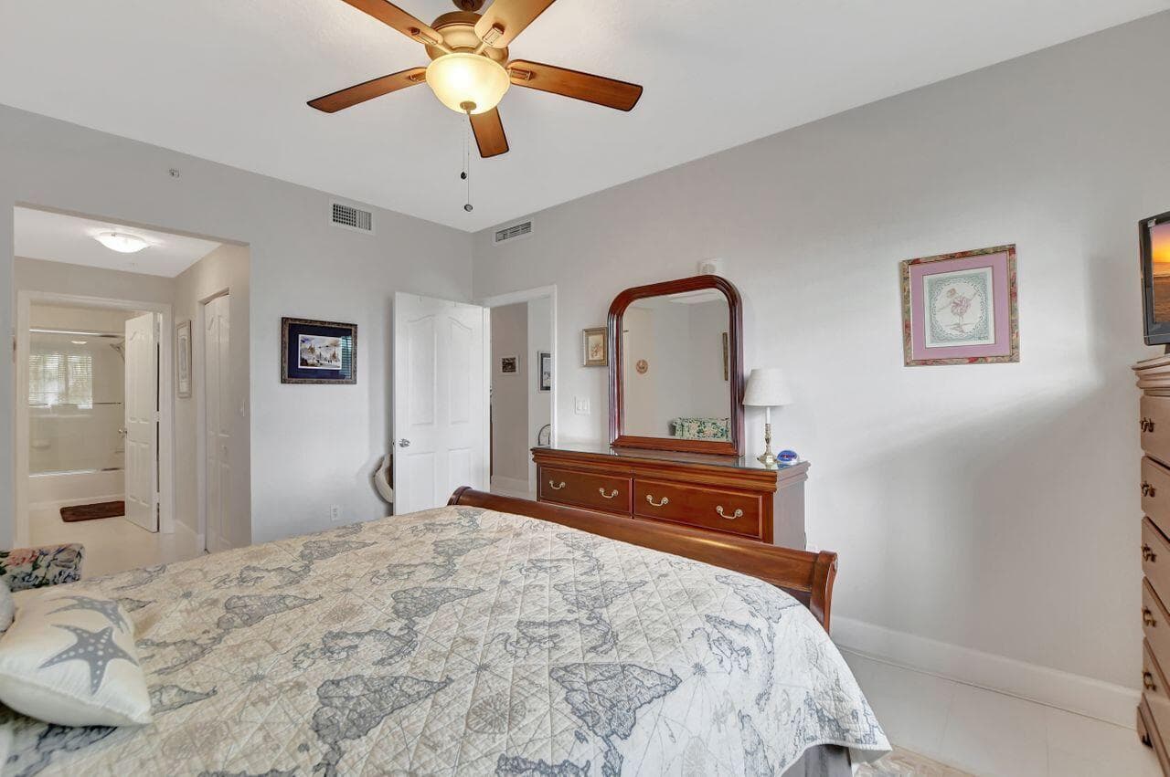 250 NE 3rd Avenue 1408, Delray Beach, FL 33444 — photo 25 of 45