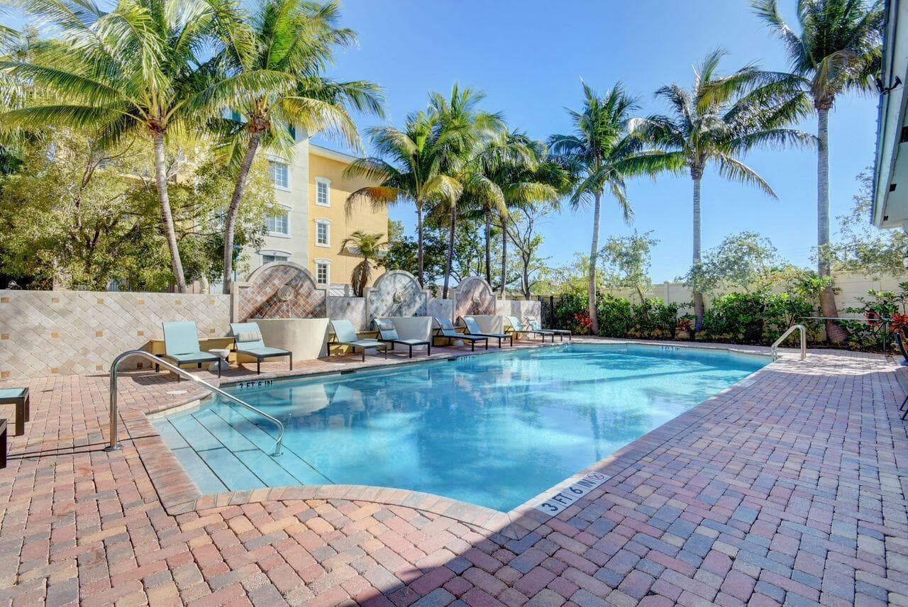 250 NE 3rd Avenue 1408, Delray Beach, FL 33444 — photo 31 of 45