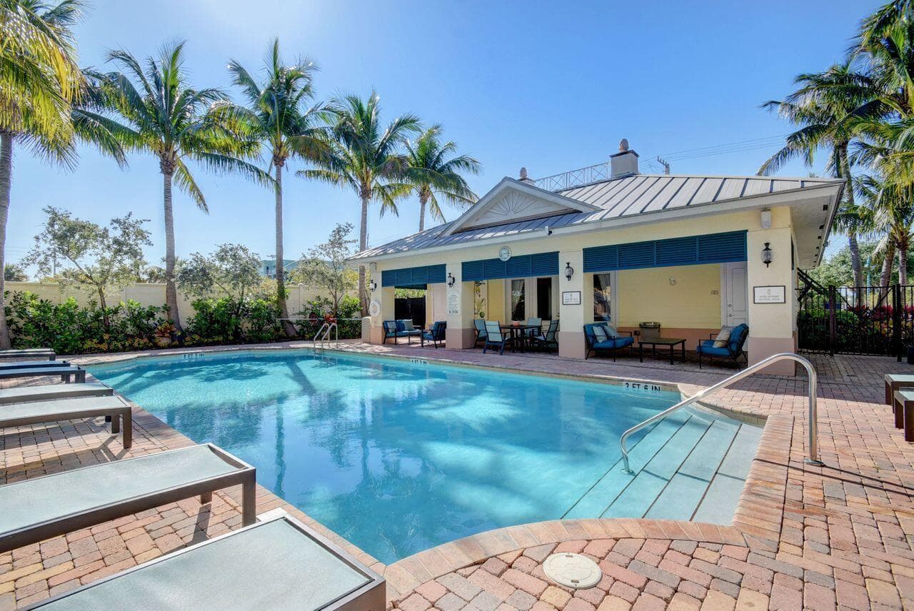 250 NE 3rd Avenue 1408, Delray Beach, FL 33444 — photo 32 of 45