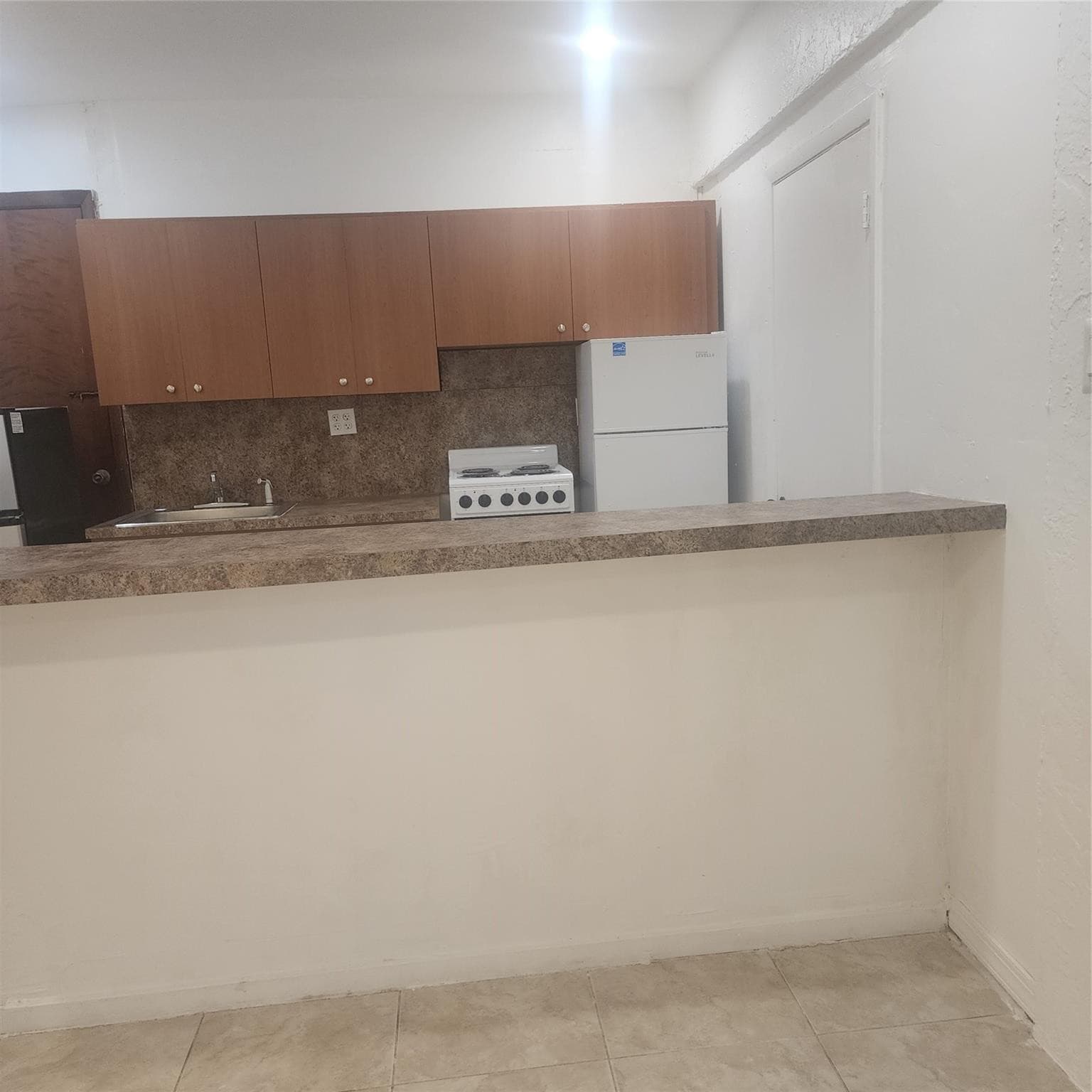 7800 SW 9th Street, North Lauderdale, FL 33068 — photo 3 of 21