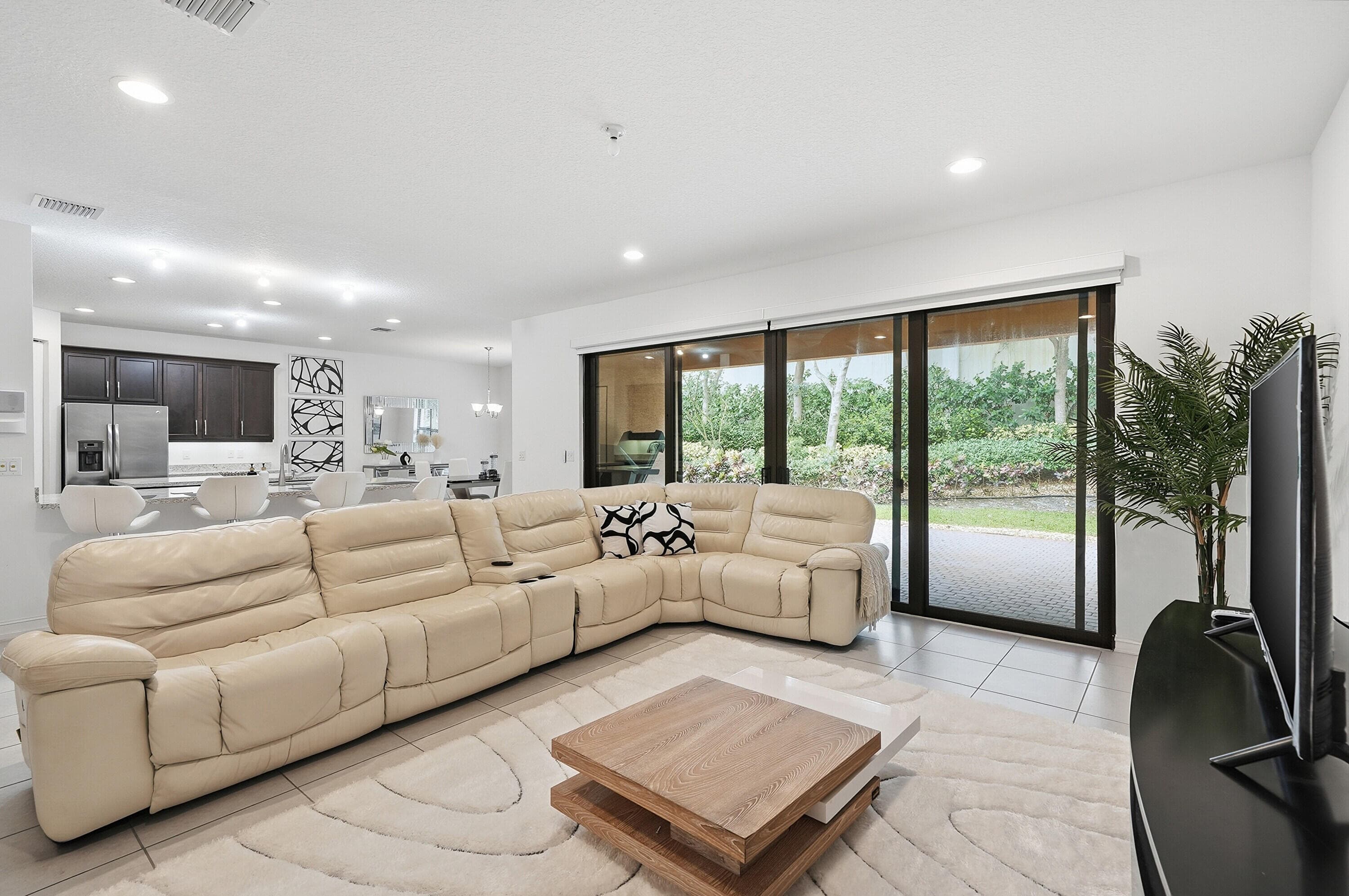 14085 Paverstone Terrace, Delray Beach, FL 33446 — photo 3 of 46