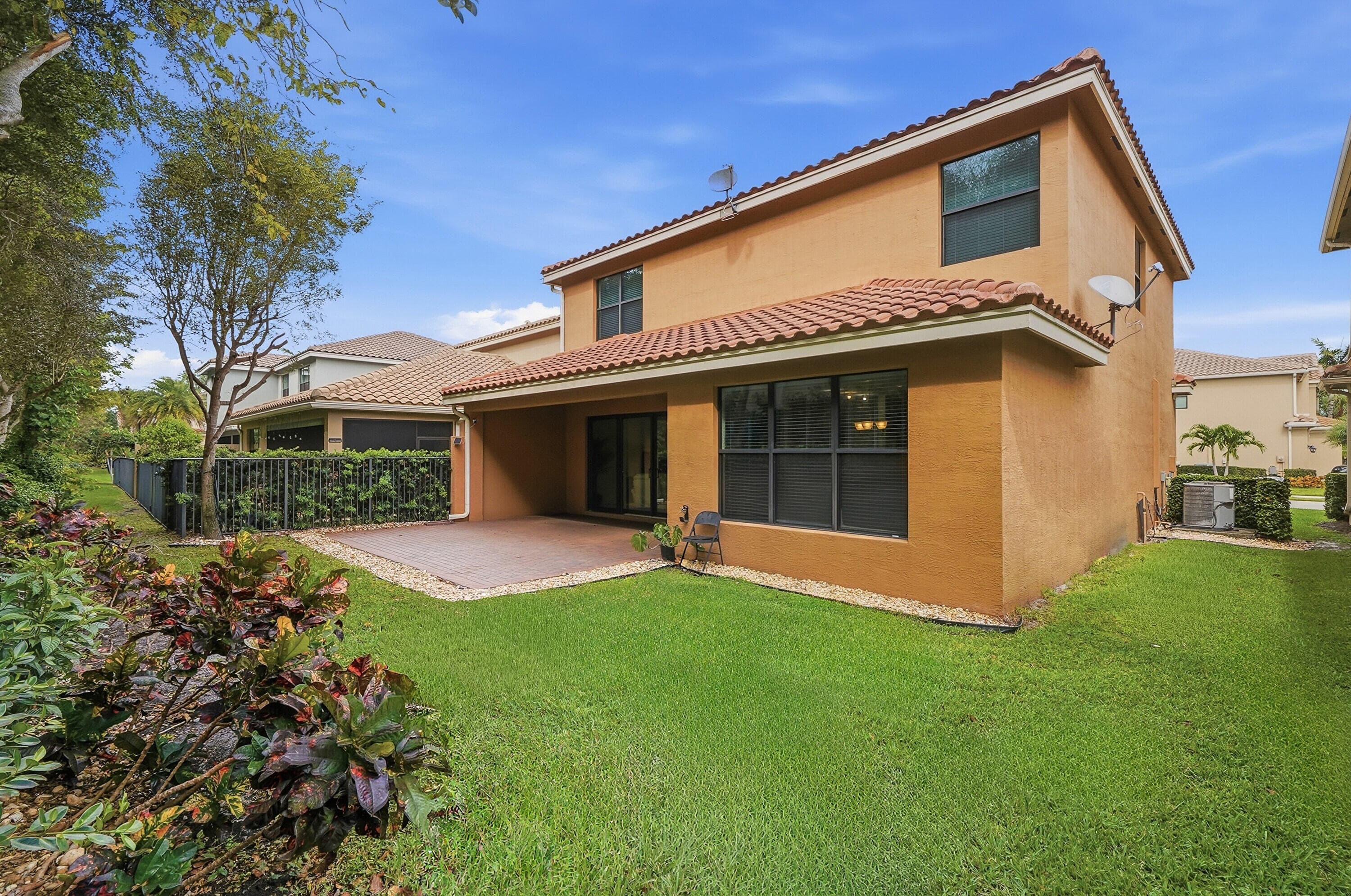 14085 Paverstone Terrace, Delray Beach, FL 33446 — photo 2 of 46