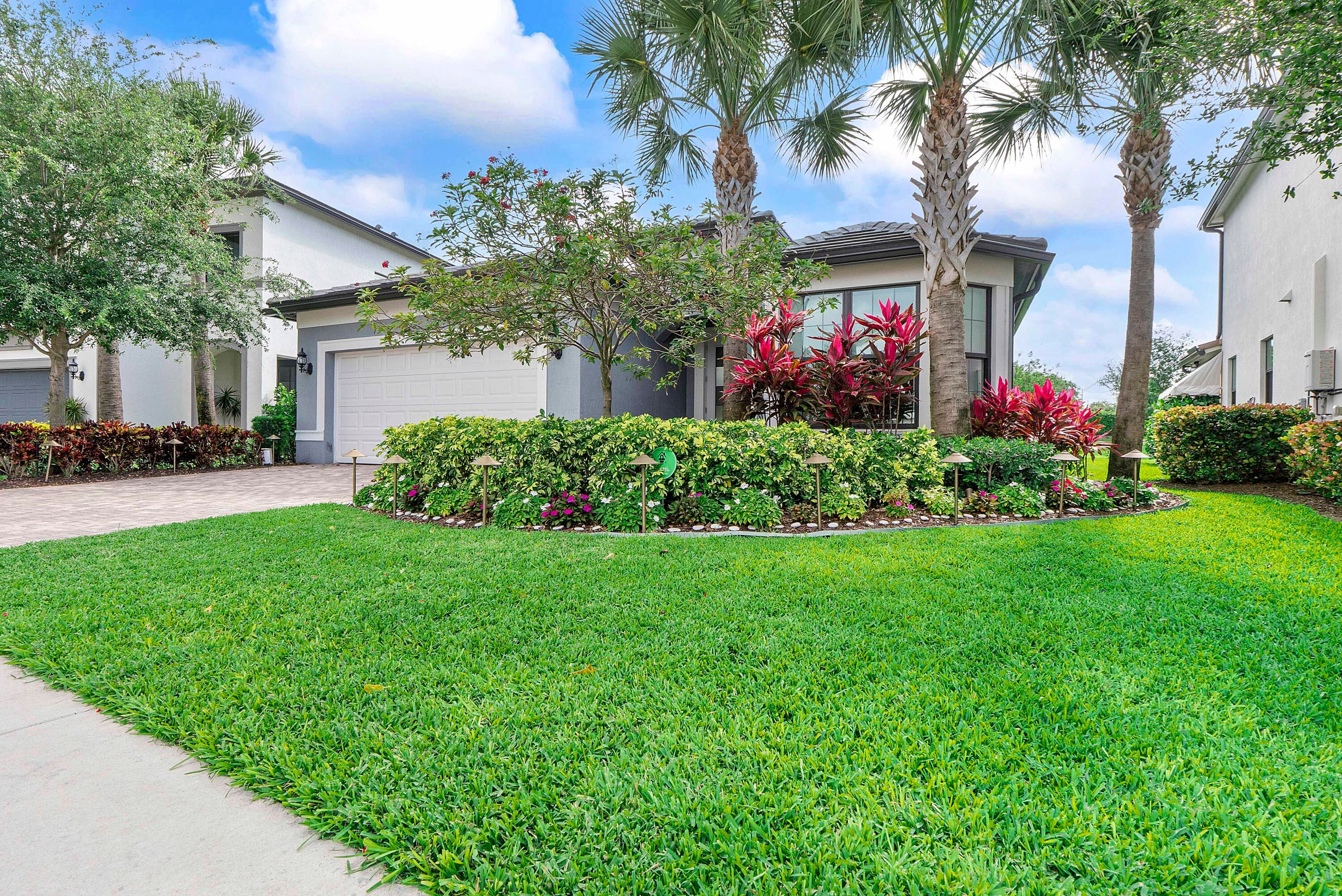 4640 E Pinehurst Trl Trail E, Fort Lauderdale, FL 33309 — photo 2 of 91