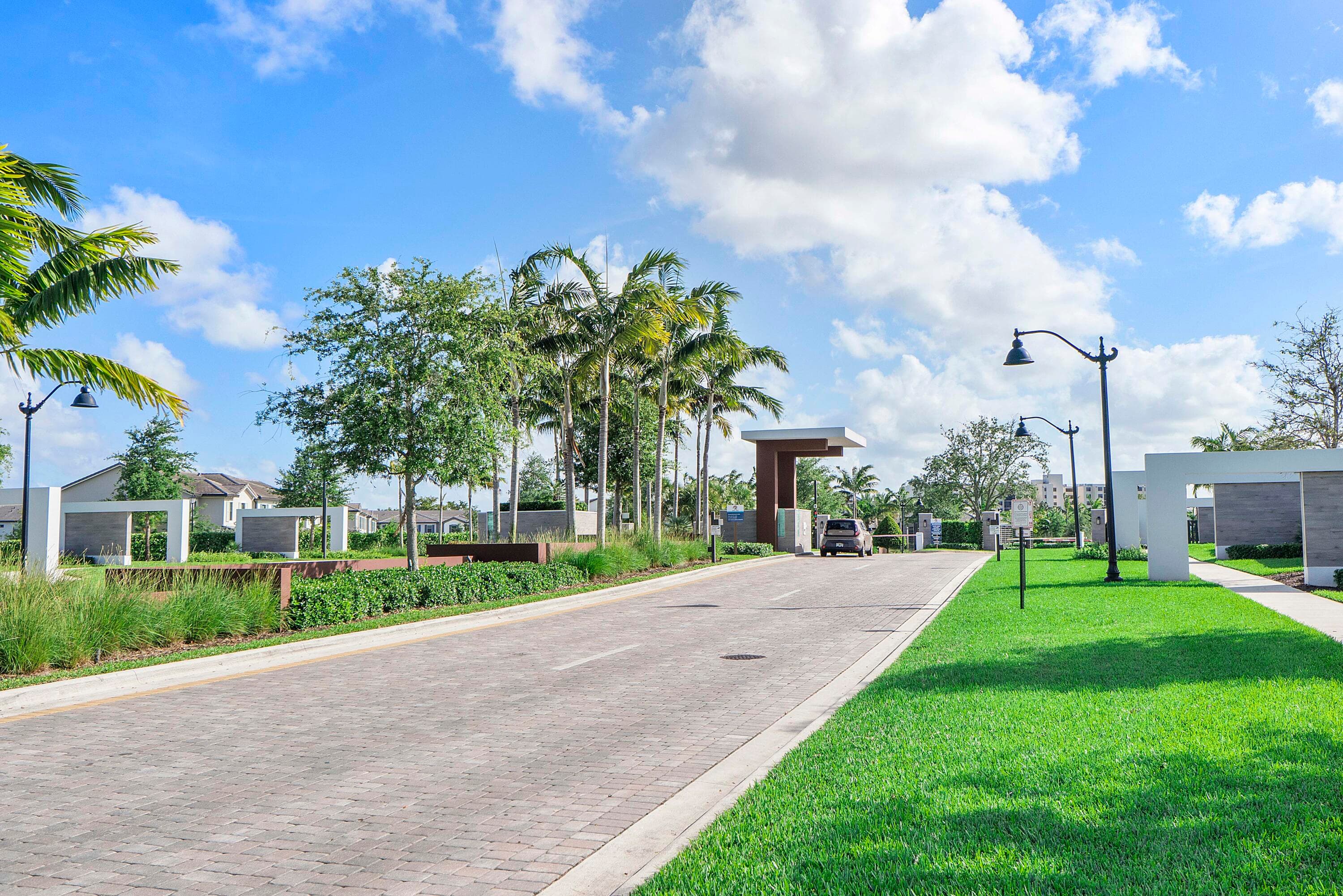 4640 E Pinehurst Trl Trail E, Fort Lauderdale, FL 33309 — photo 67 of 91