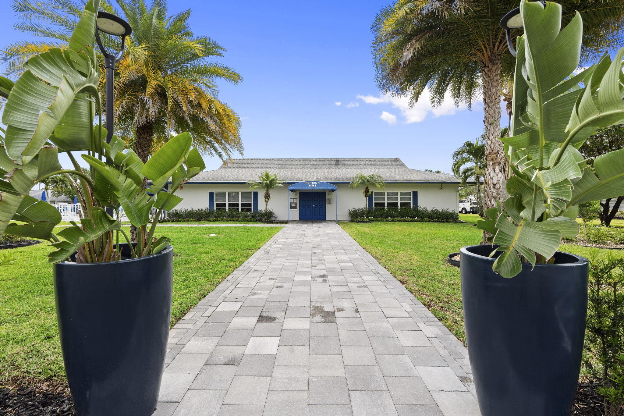 1177 S Drive Circle B, Delray Beach, FL 33445 — photo 31 of 41