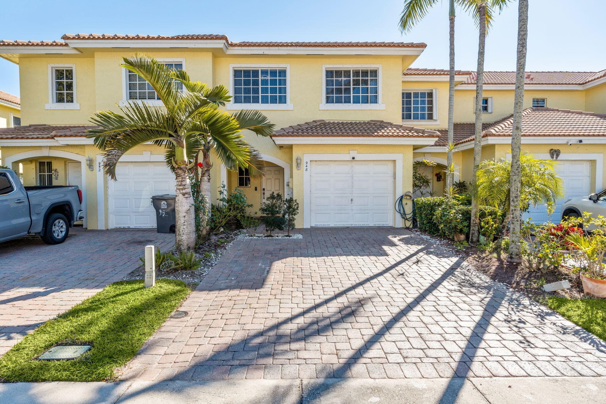 948 Imperial Lake Road, Lake Belvedere Estates, FL 33413 — photo