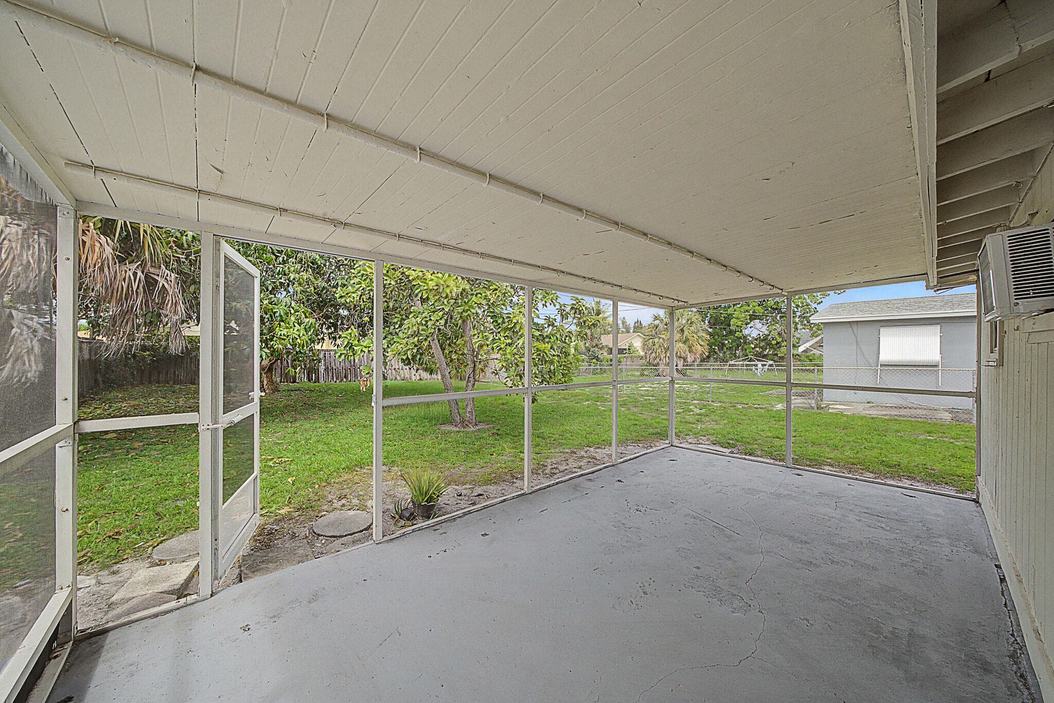 301 SE 21st Avenue, Boynton Beach, FL 33435 — photo 33 of 40