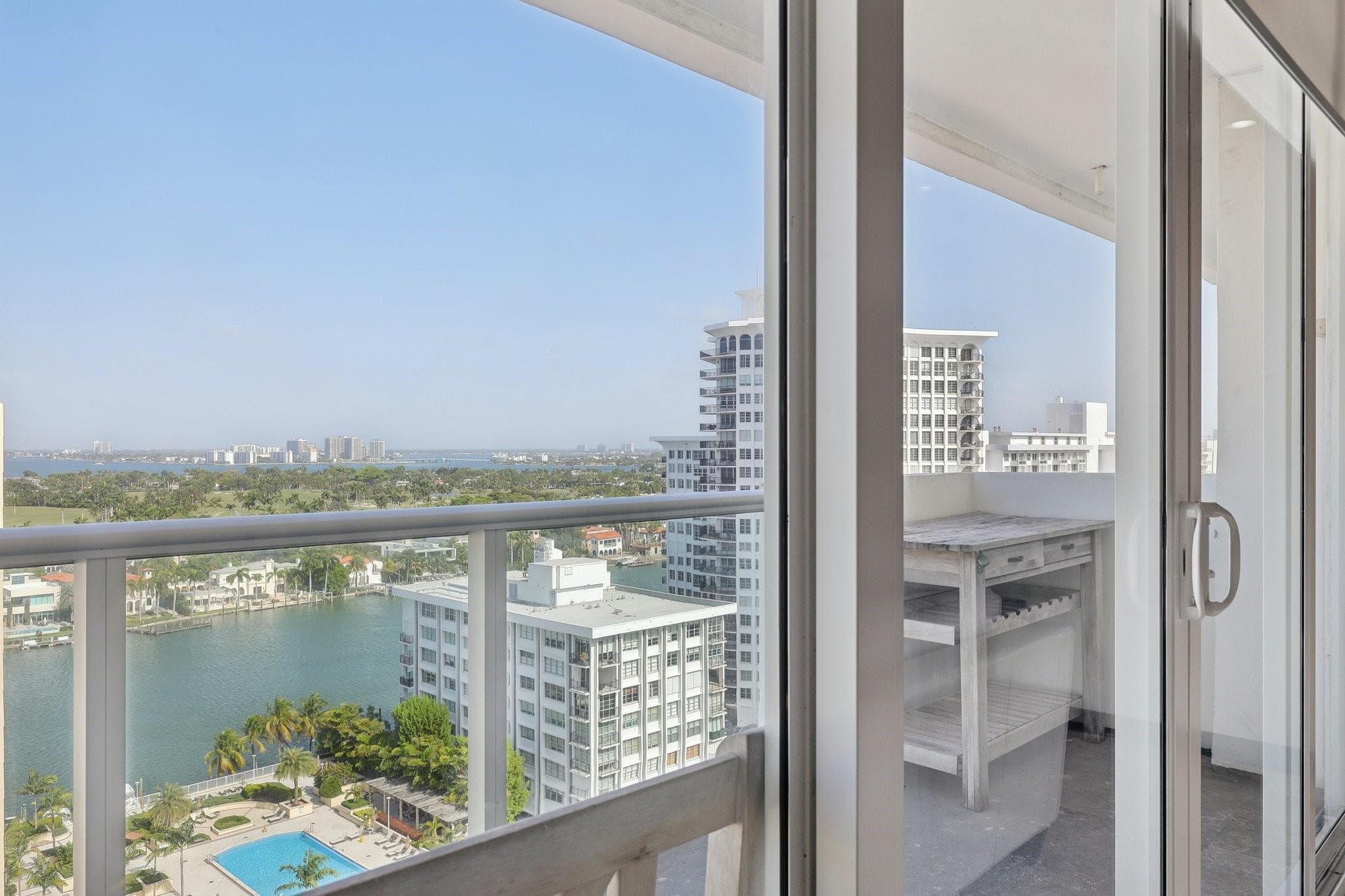 5601 Collins Avenue 1716, Miami Beach, FL 33140 — photo 4 of 42