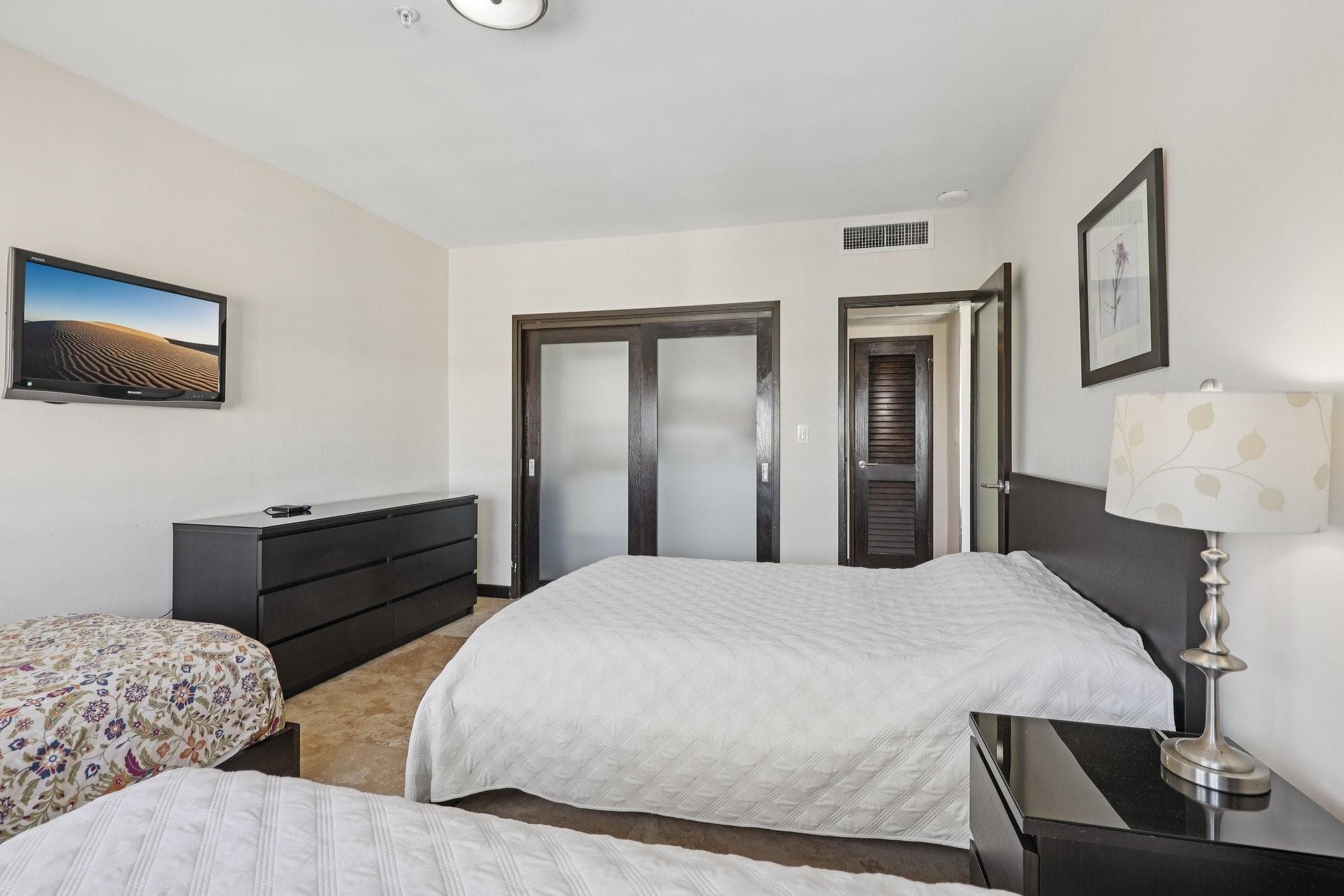 5601 Collins Avenue 1716, Miami Beach, FL 33140 — photo 19 of 42