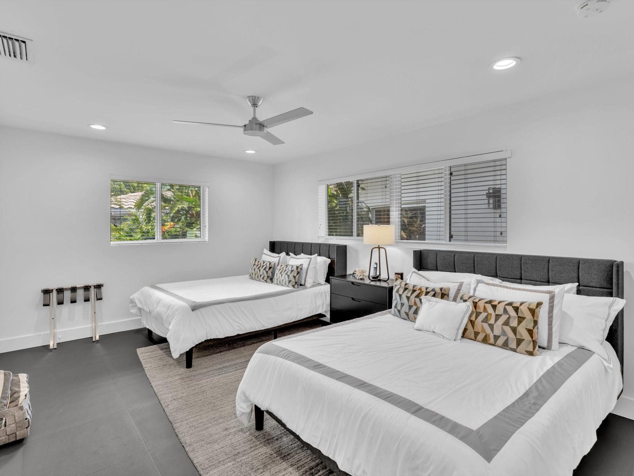 1640 NE 43rd Street, Oakland Park, FL 33334 — photo 53 of 78