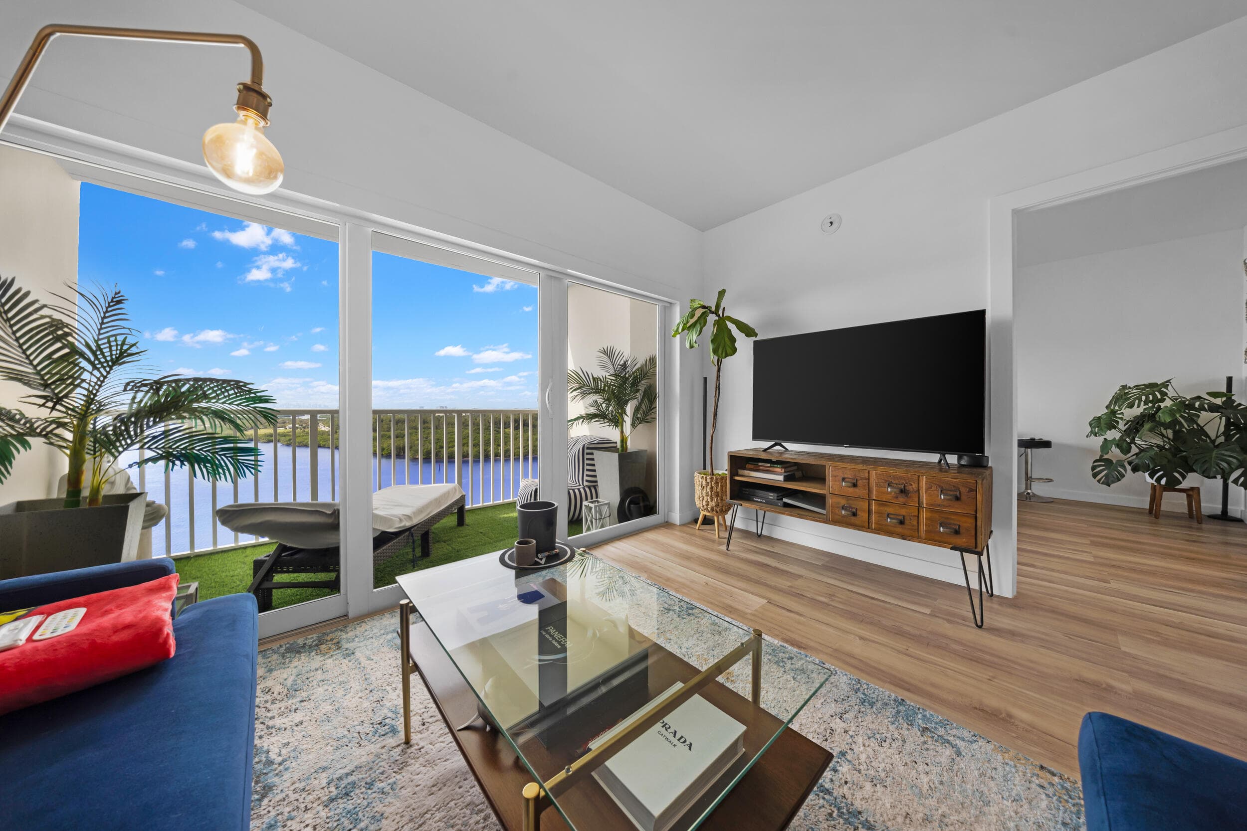 300 Bayview Drive 1614, Sunny Isles Beach, FL 33160 — photo 17 of 31