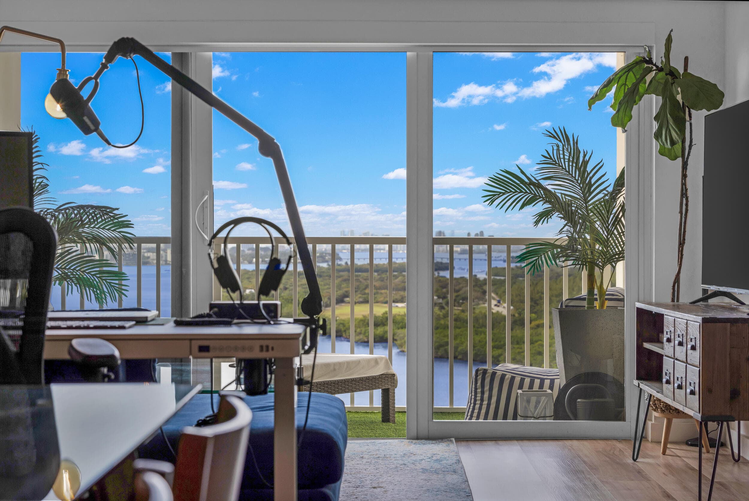 300 Bayview Drive 1614, Sunny Isles Beach, FL 33160 — photo 19 of 31