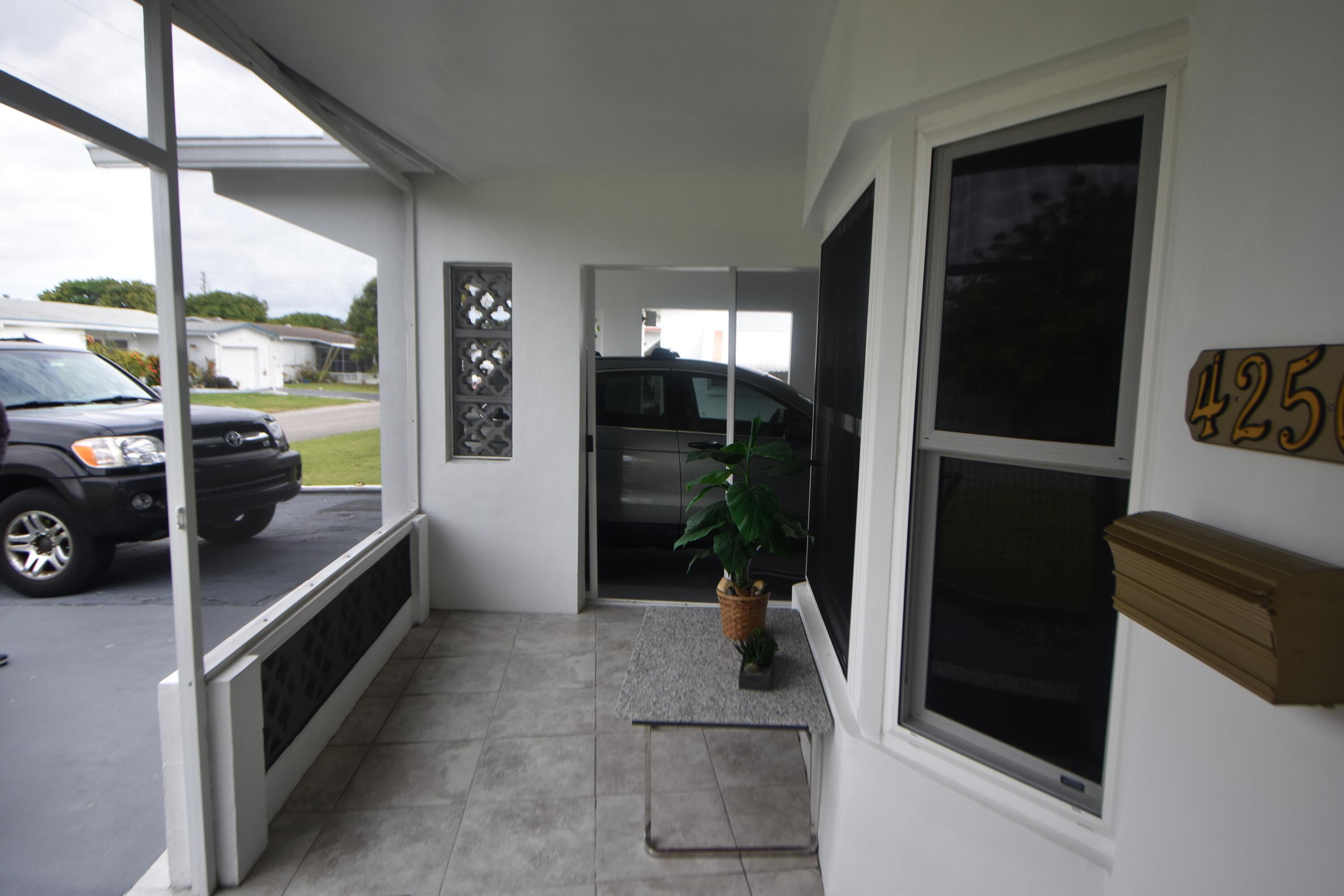4250 NW 49th Terrace, Lauderdale Lakes, FL 33319 — photo 26 of 28