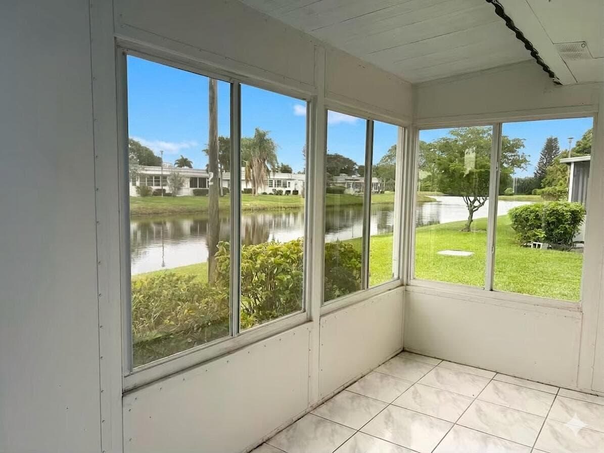183 Valencia 183, Delray Beach, FL 33446 — photo 8 of 34