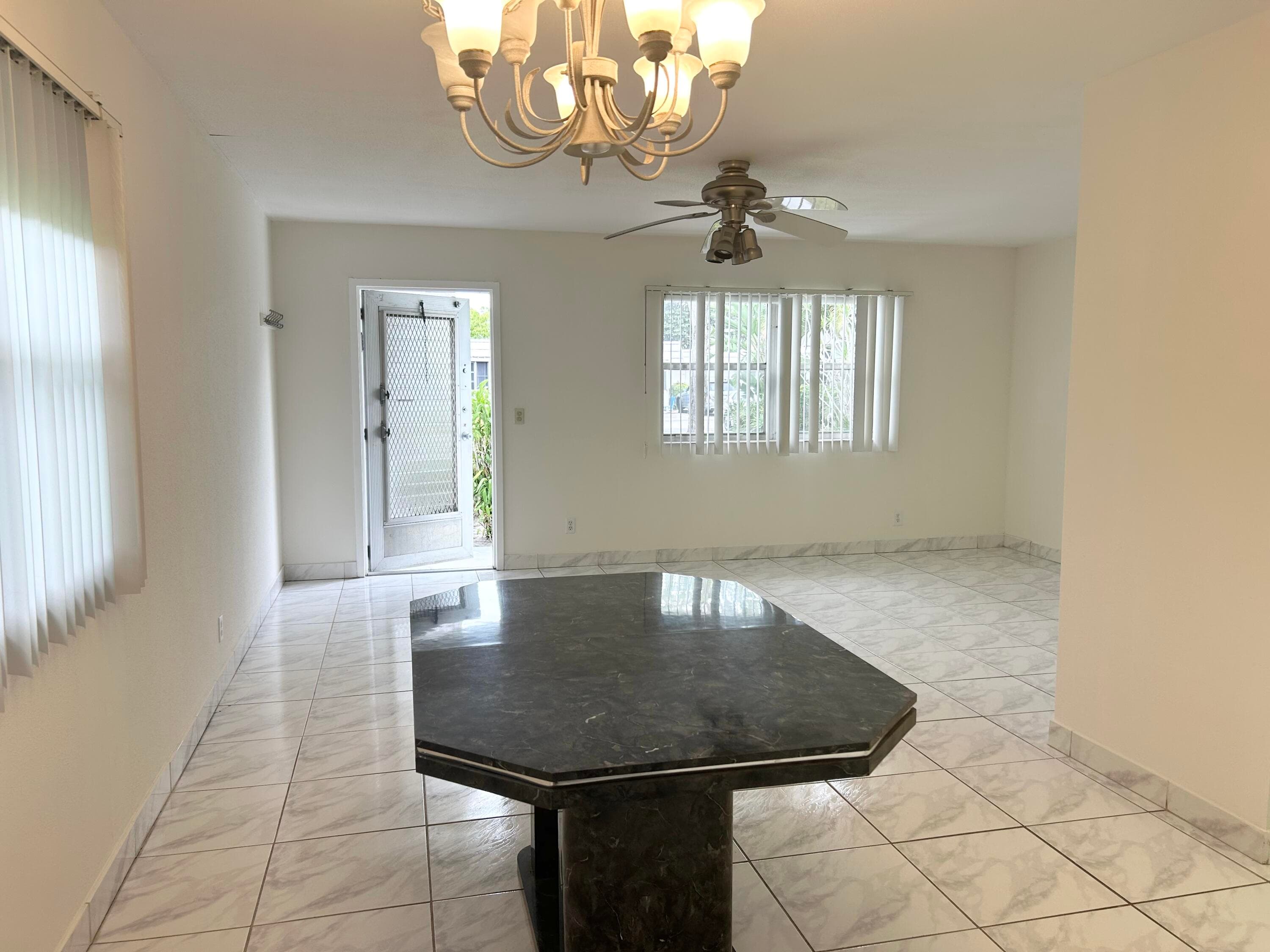 183 Valencia 183, Delray Beach, FL 33446 — photo 13 of 34