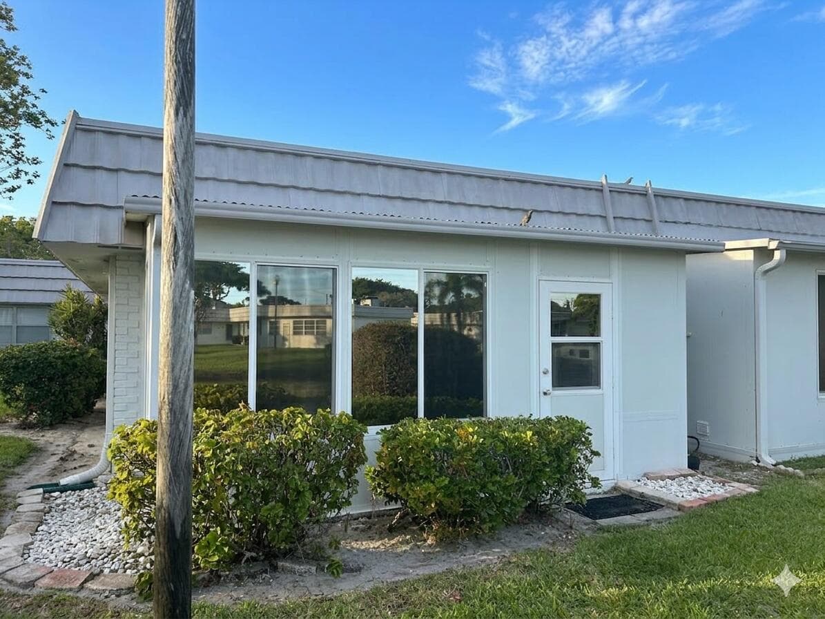 183 Valencia 183, Delray Beach, FL 33446 — photo 20 of 34