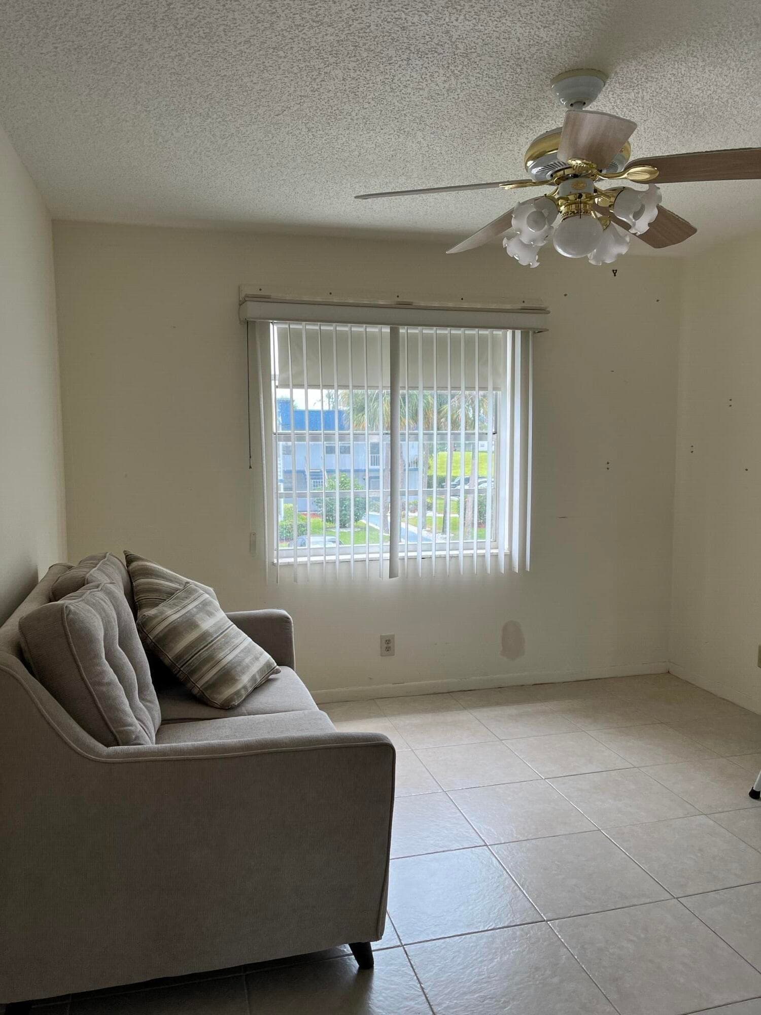 123 Normandy C, Delray Beach, FL 33484 — photo 8 of 13