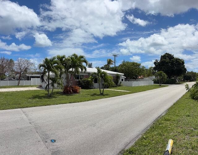 1107 S 15th Avenue, Hollywood, FL 33020 — photo 4 of 22